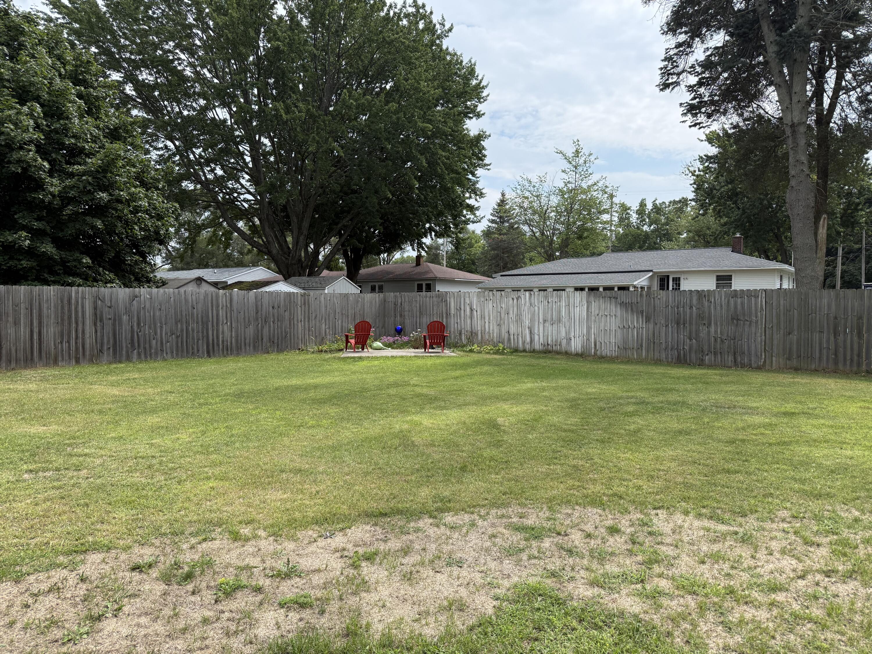 925 Wendover Boulevard Norton Shores MI 49441