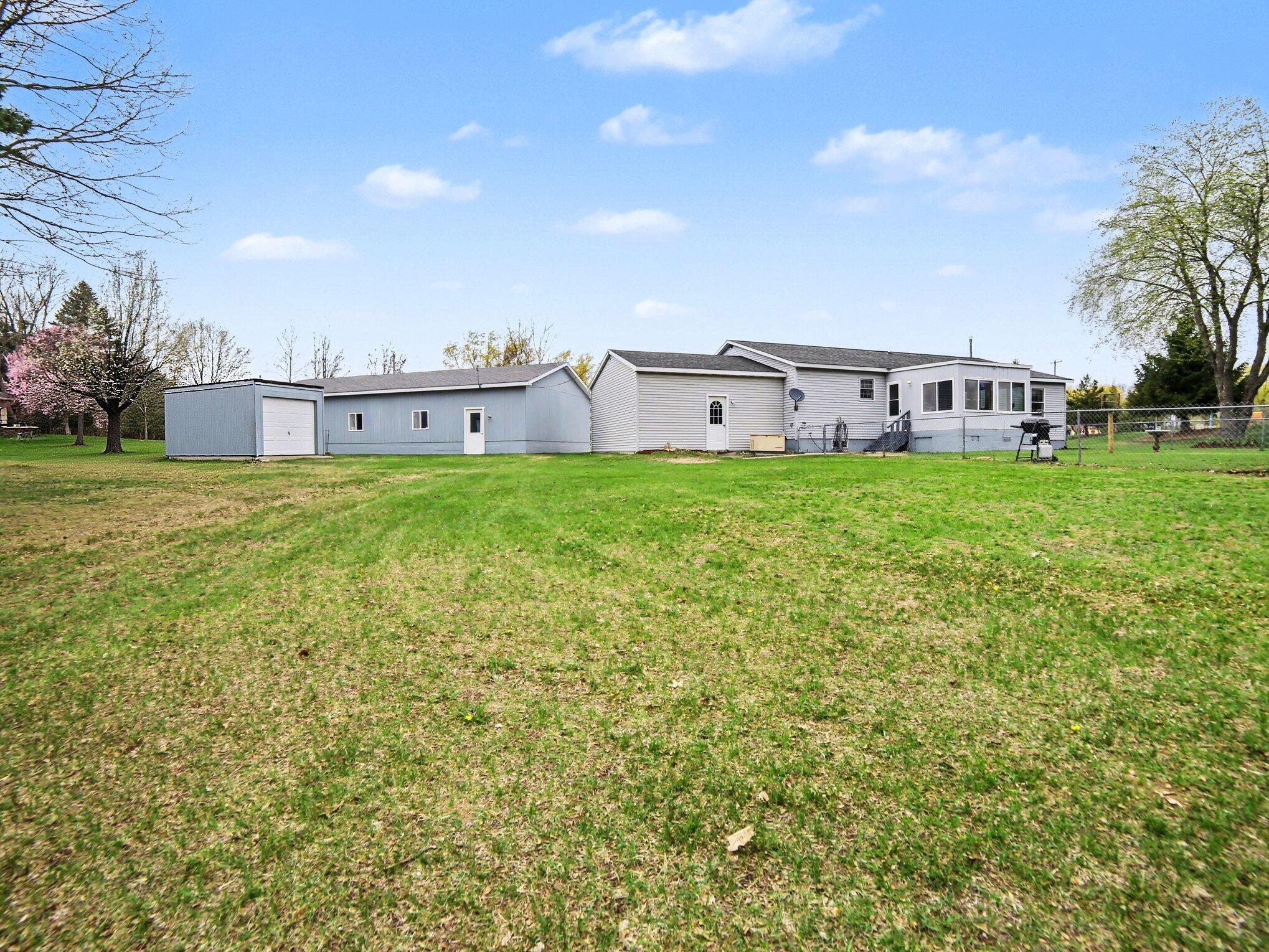 4935 W Deren Road Ludington MI 49431