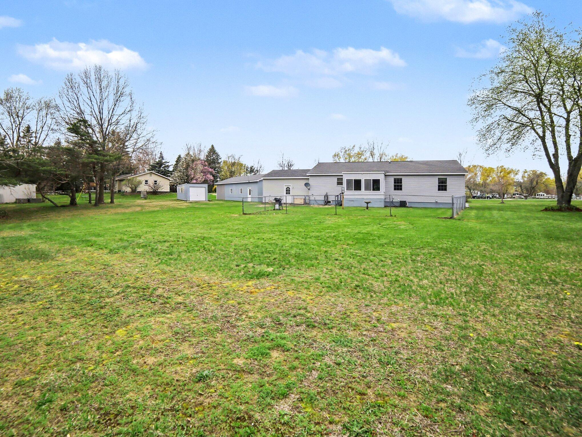 4935 W Deren Road Ludington MI 49431