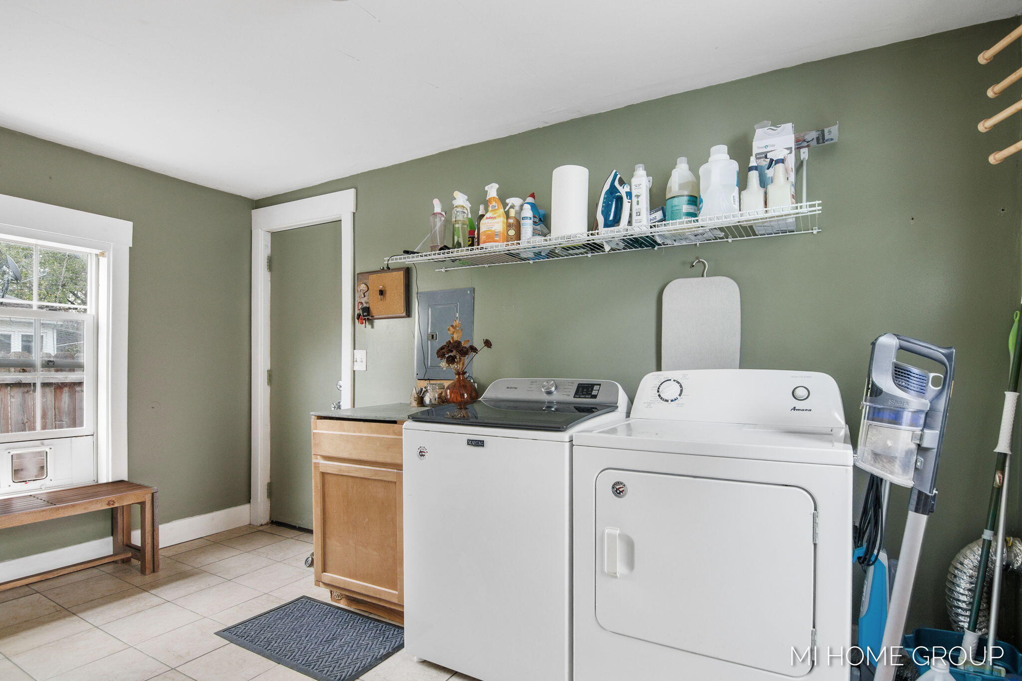 150 W 16th Street Holland MI 49423