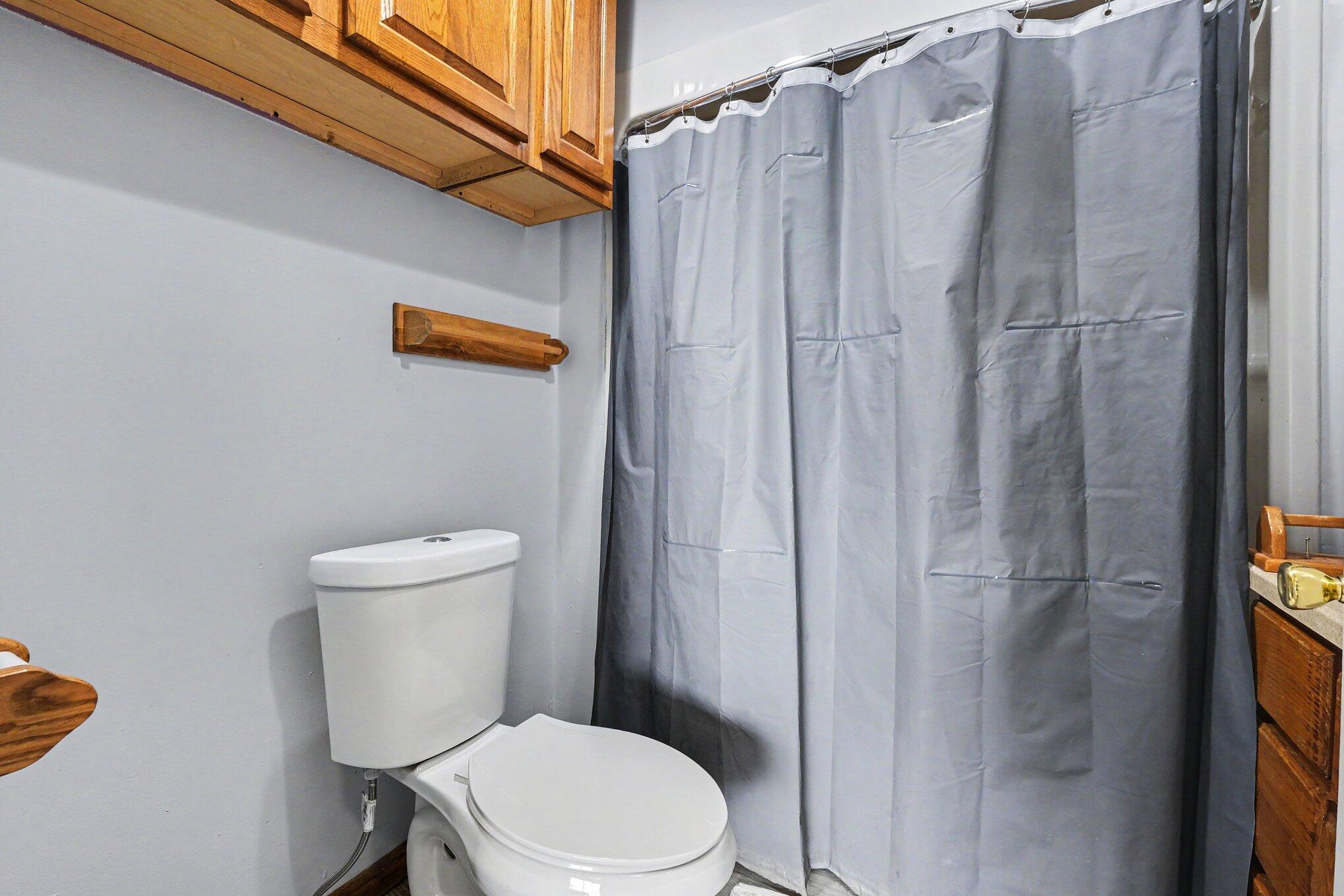 353 Cedar Street NE Grand Rapids MI 49503