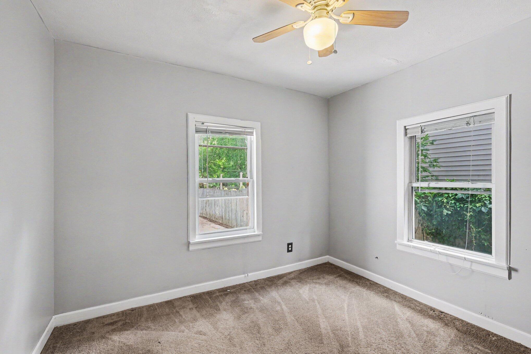 353 Cedar Street NE Grand Rapids MI 49503
