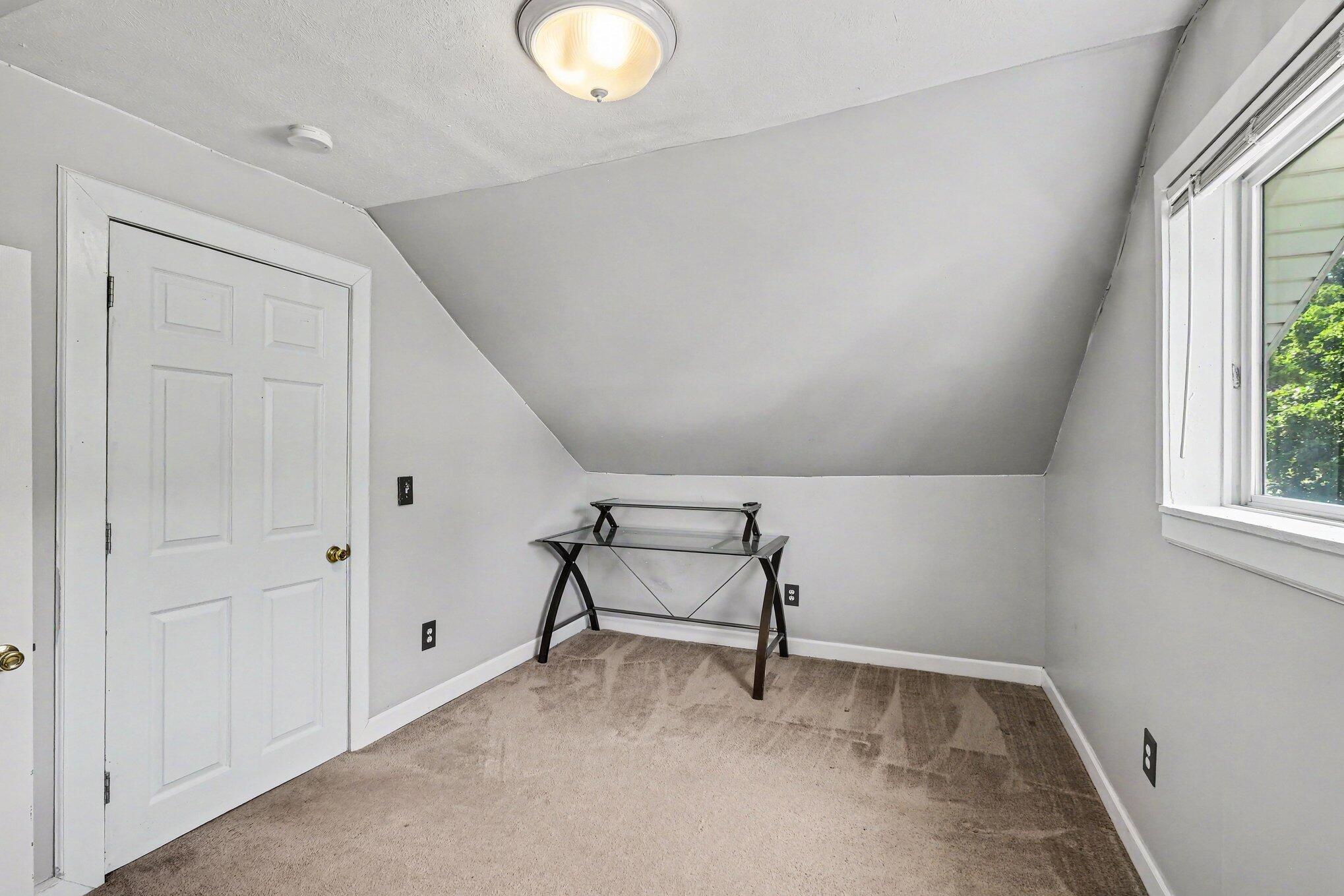 353 Cedar Street NE Grand Rapids MI 49503
