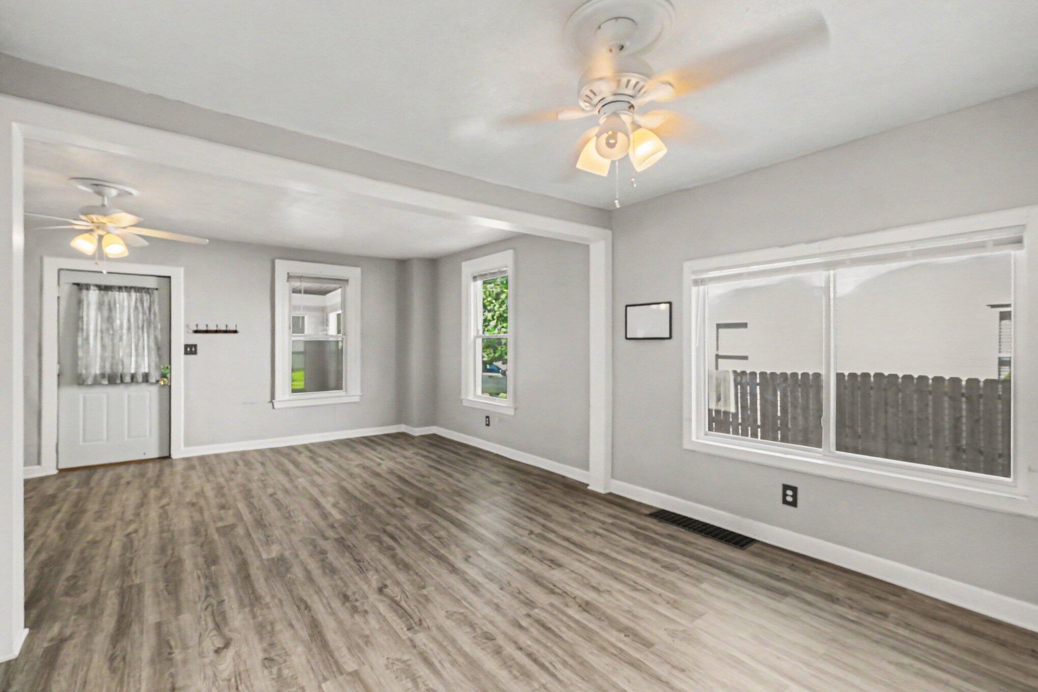 353 Cedar Street NE Grand Rapids MI 49503