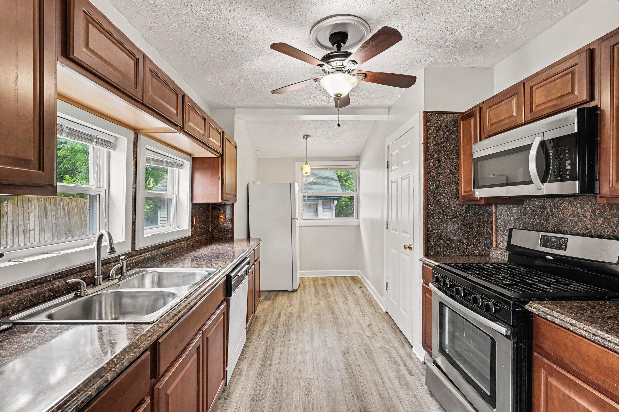 353 Cedar Street NE Grand Rapids MI 49503