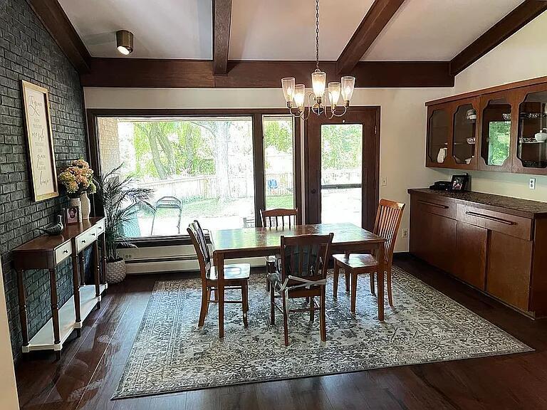 3283 W Kinney Ludington MI 49431