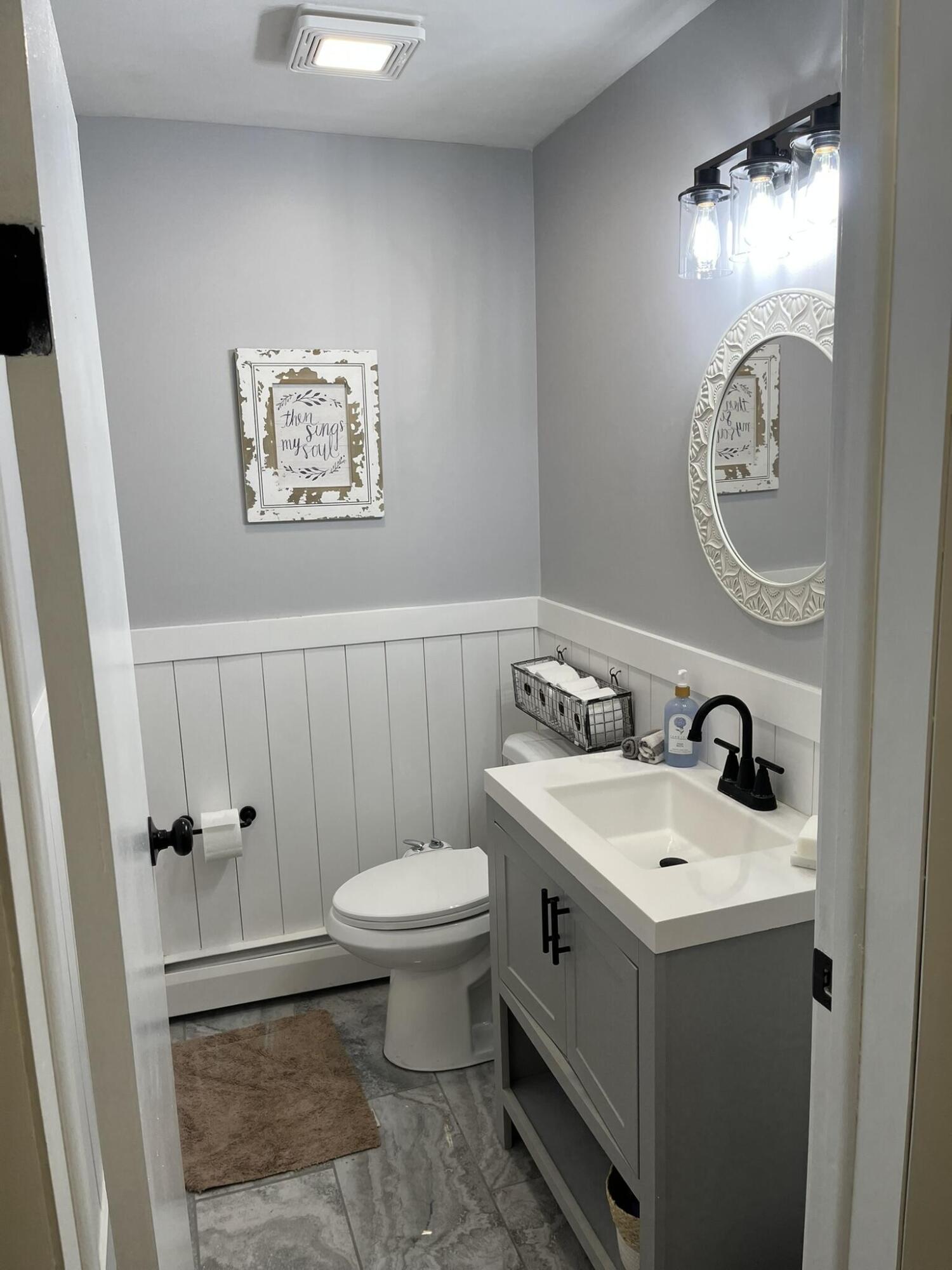 3283 W Kinney Ludington MI 49431