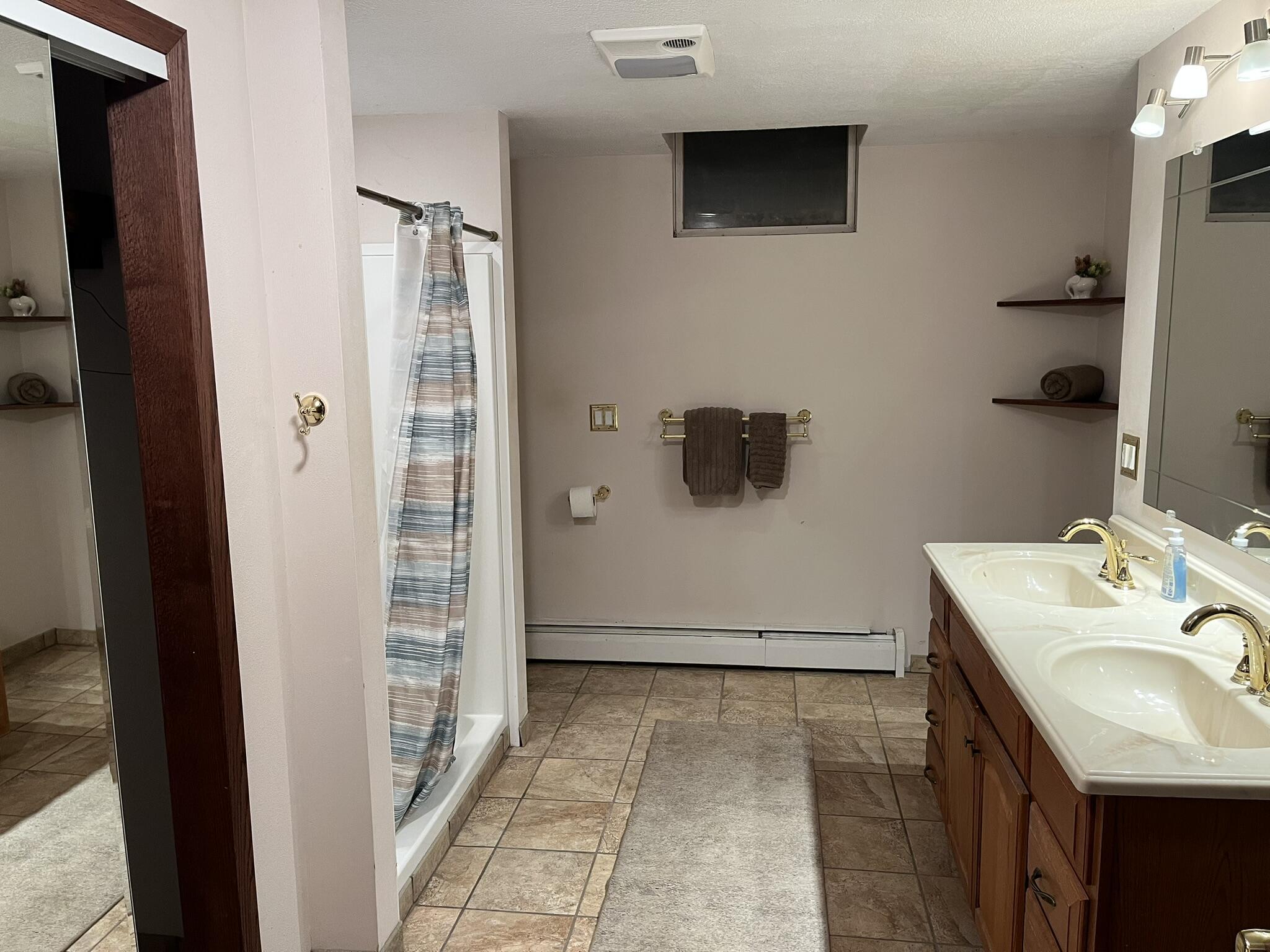 3283 W Kinney Ludington MI 49431