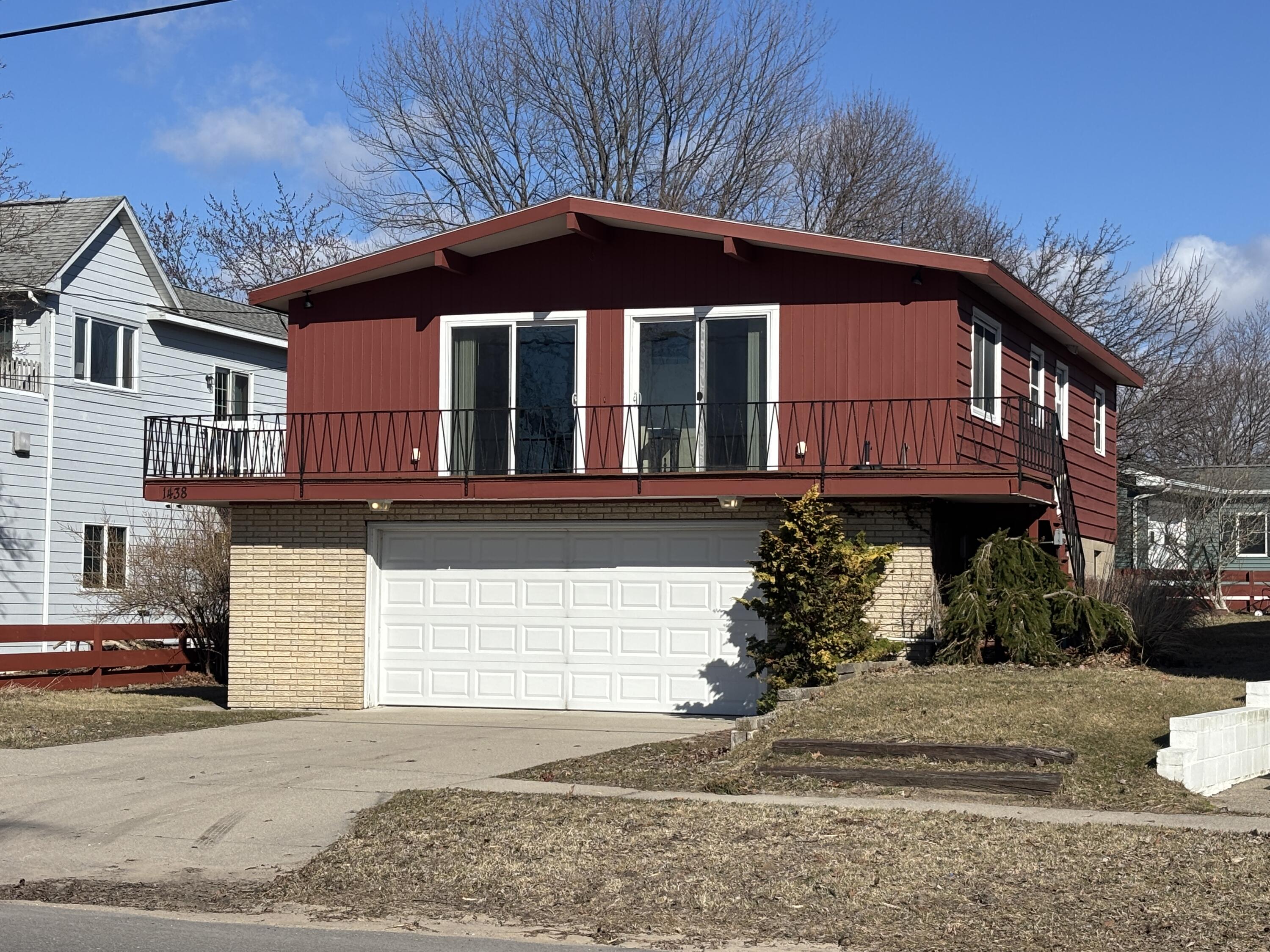 1438 Beach Street Muskegon MI 49441
