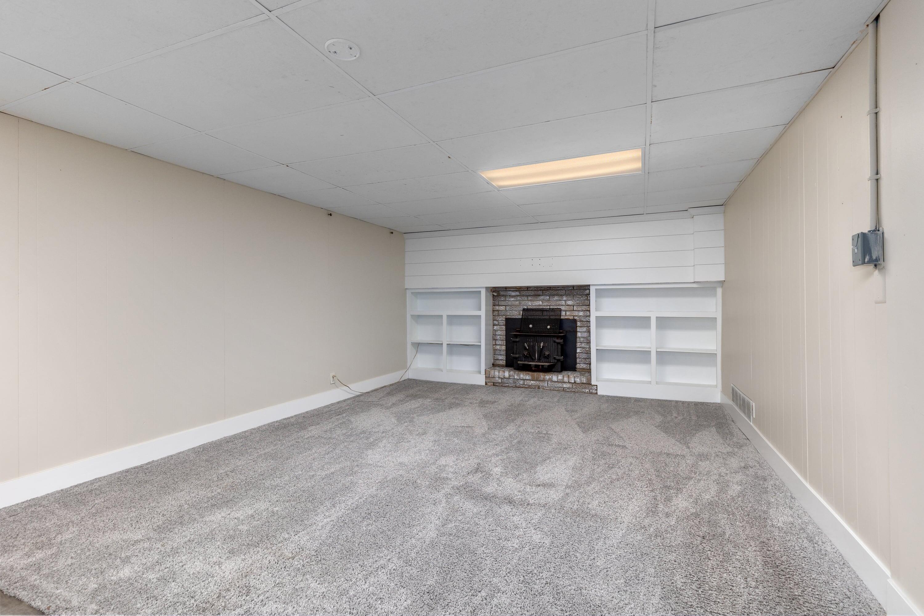 7246 Rezen Drive NE Rockford MI 49341