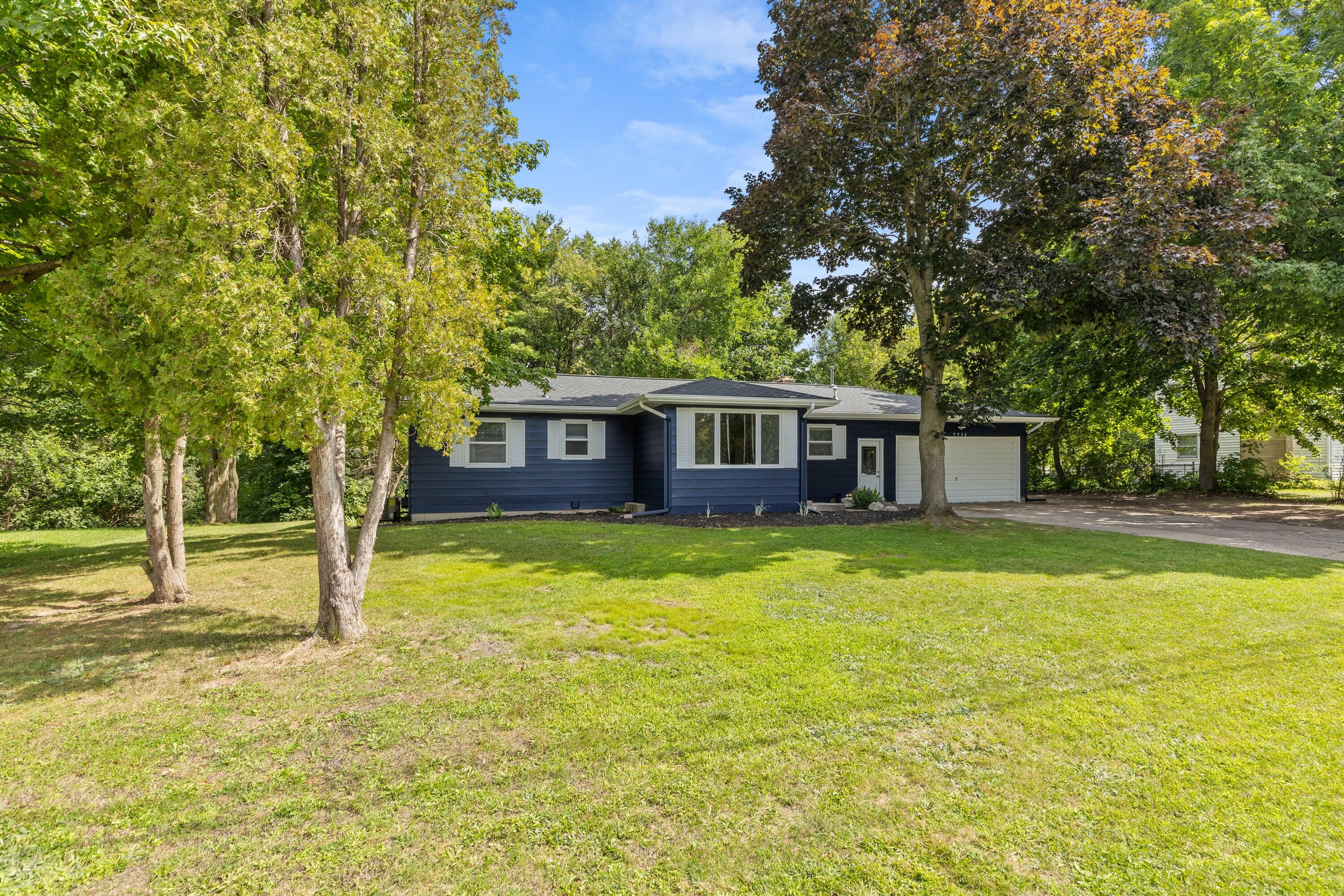 7246 Rezen Drive NE Rockford MI 49341