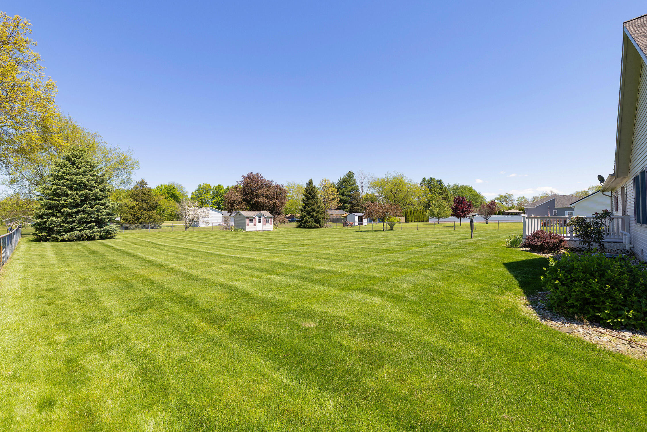 29376 Saddlebred Lane Dowagiac MI 49047