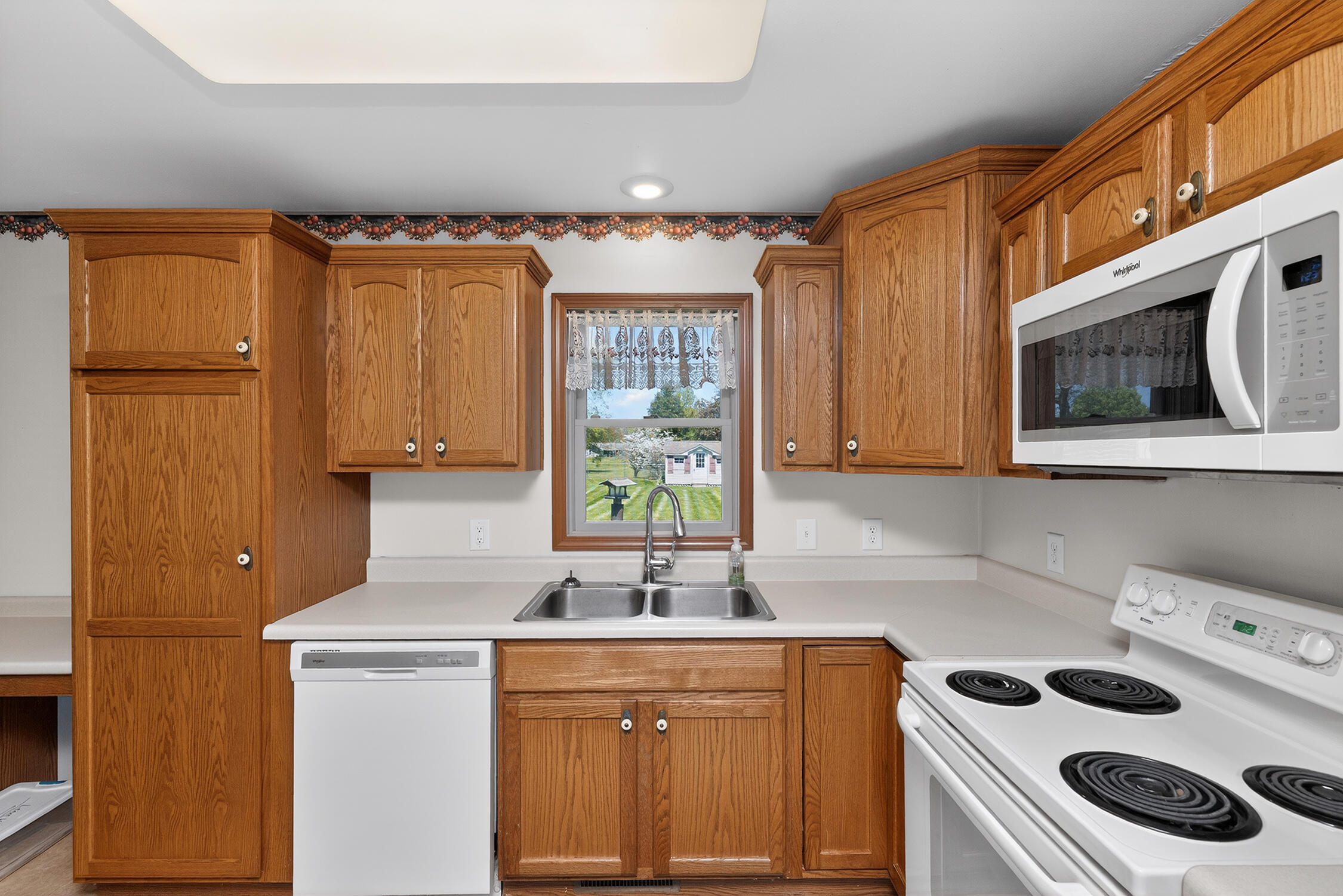 29376 Saddlebred Lane Dowagiac MI 49047