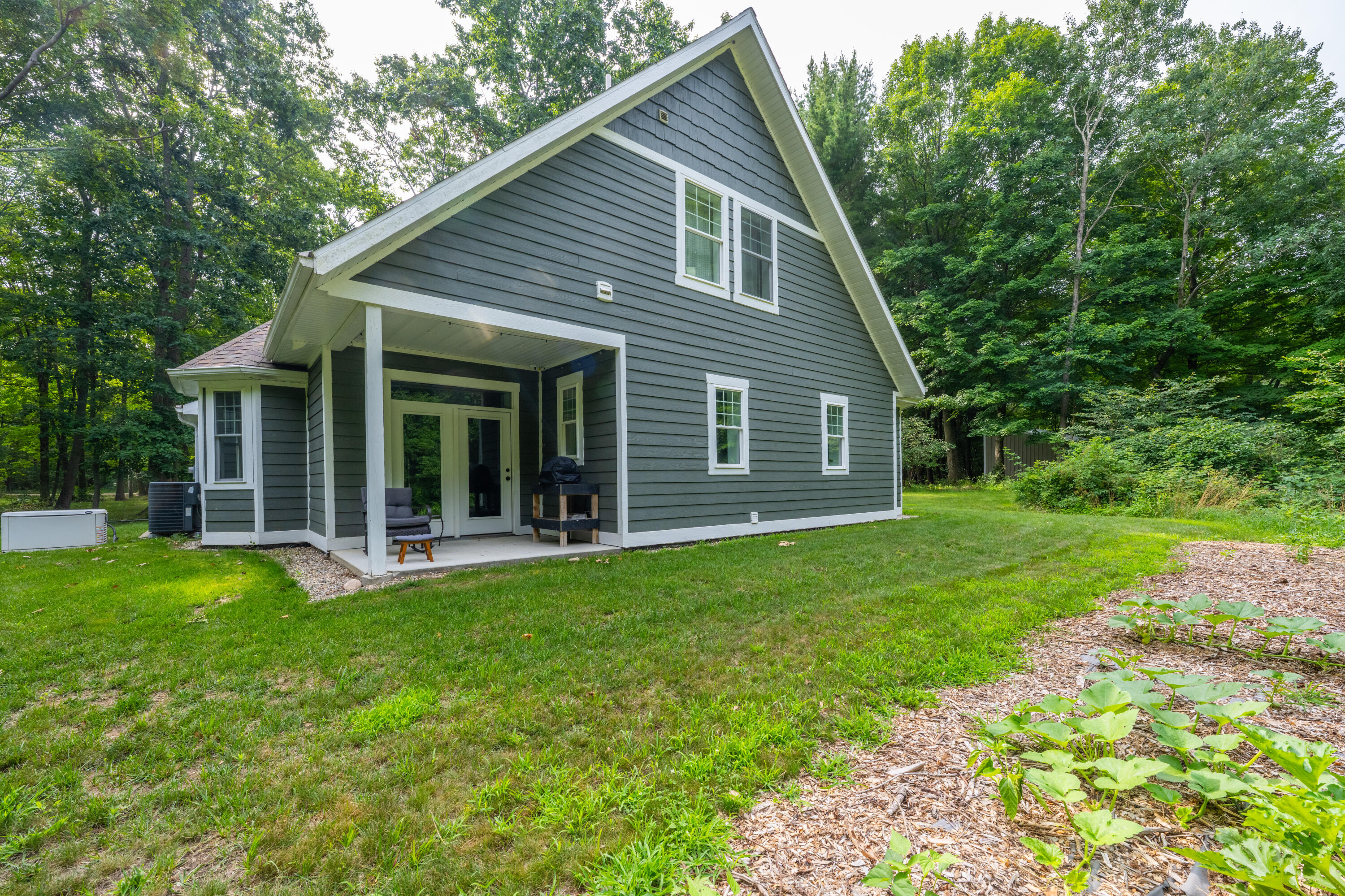 412 63rd Street South Haven MI 49090