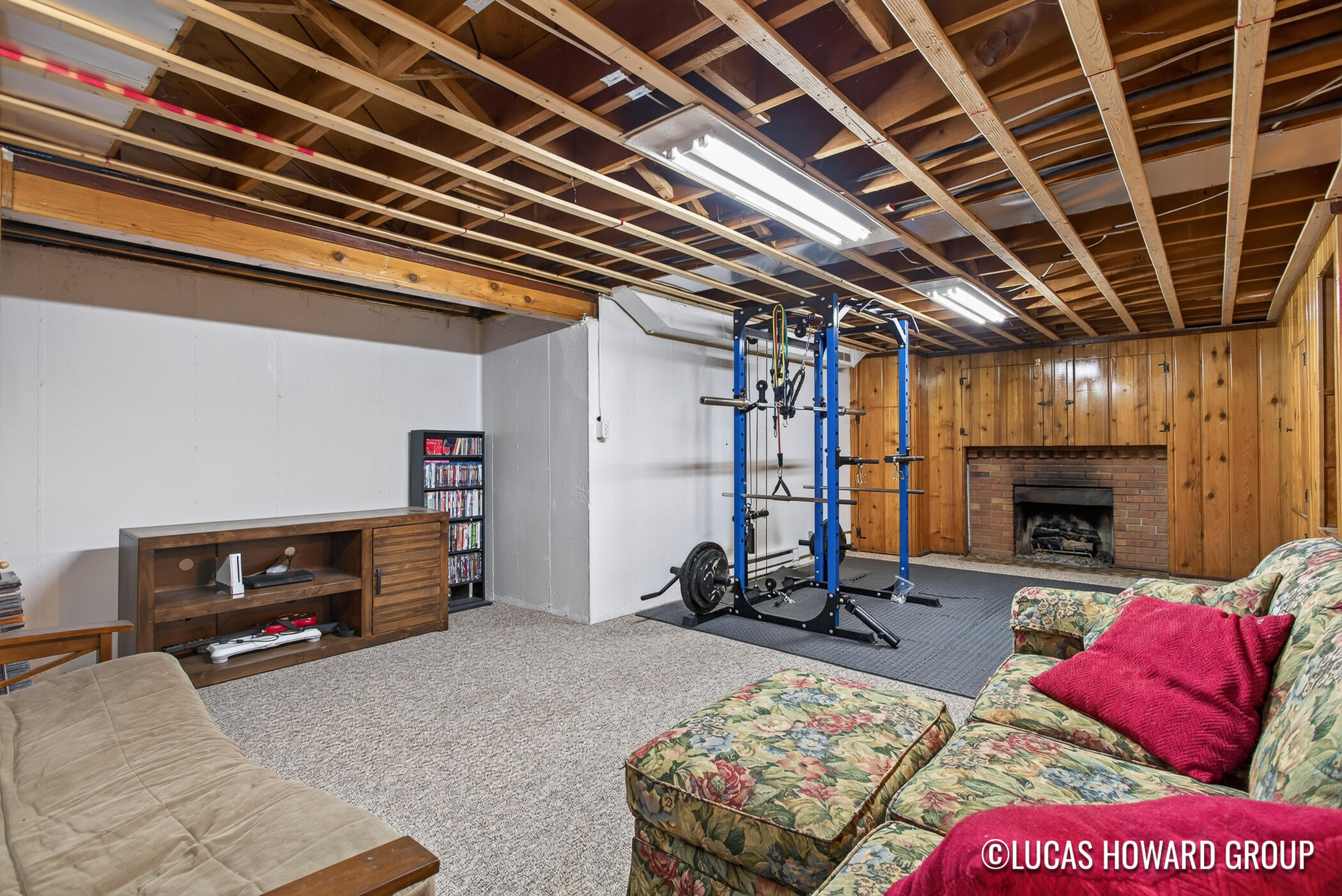 1548 Rossman Avenue SE Grand Rapids MI 49507