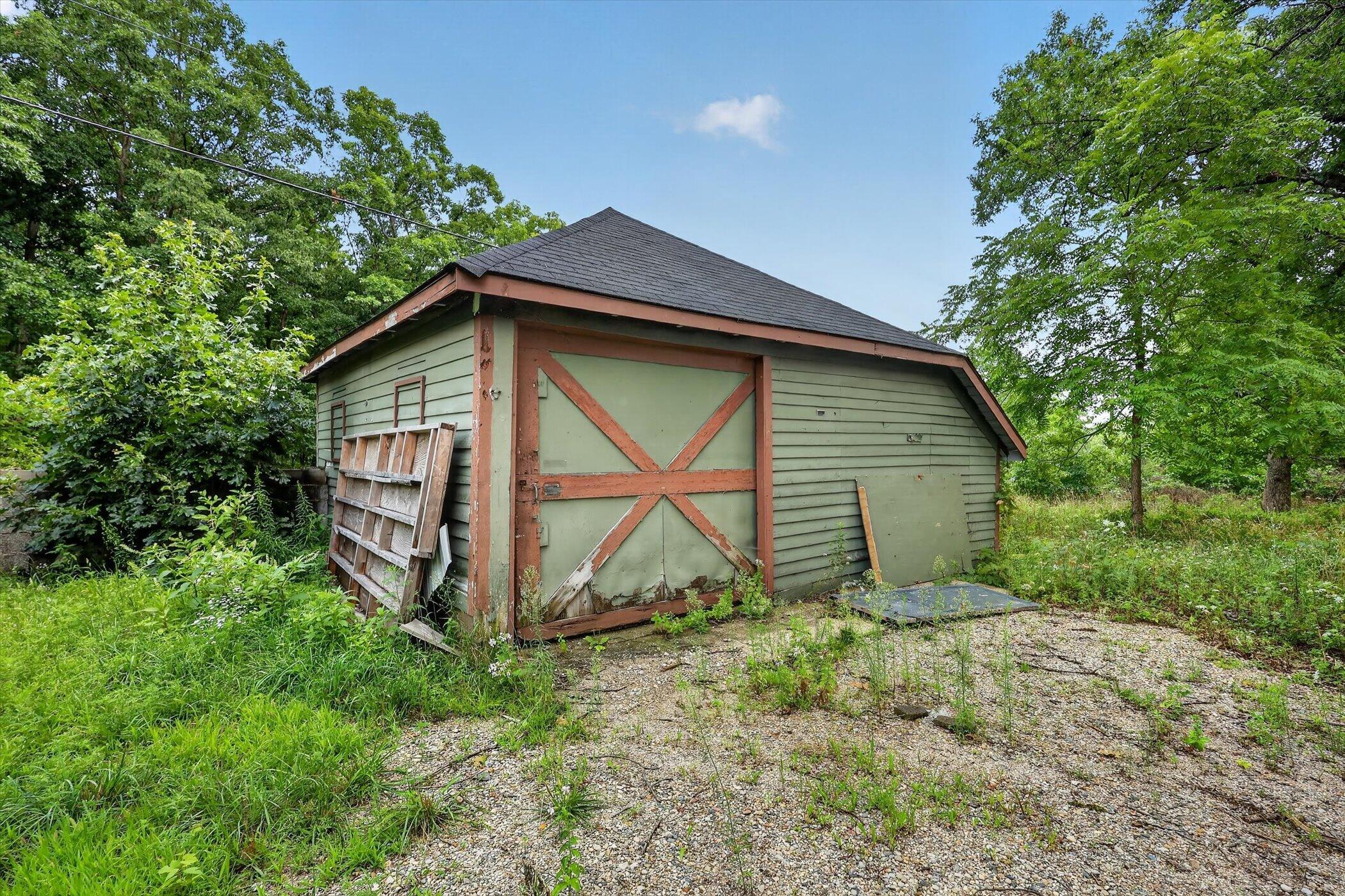 7820 Cascade Road SE Ada MI 49301