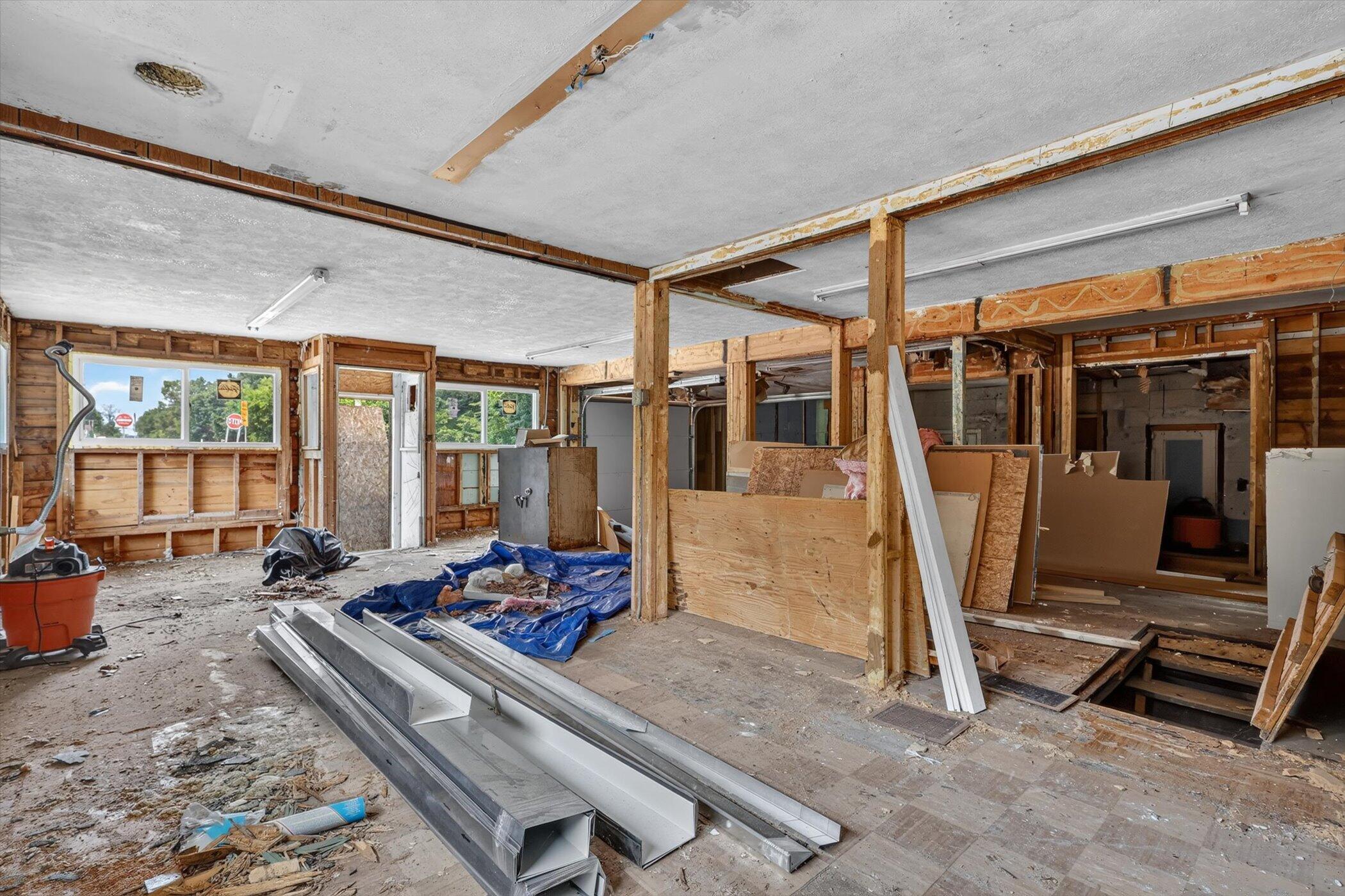 7820 Cascade Road SE Ada MI 49301