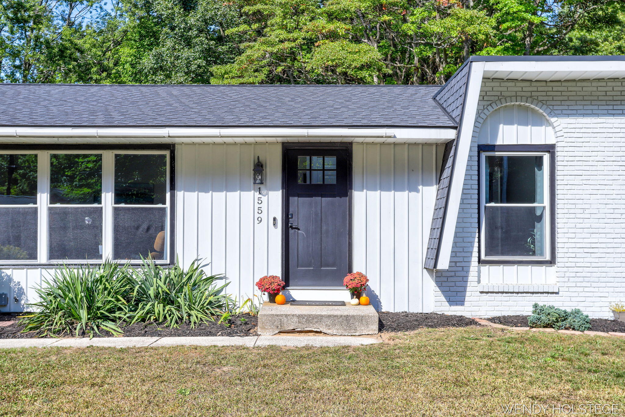 1559 Post Avenue Holland MI 49424