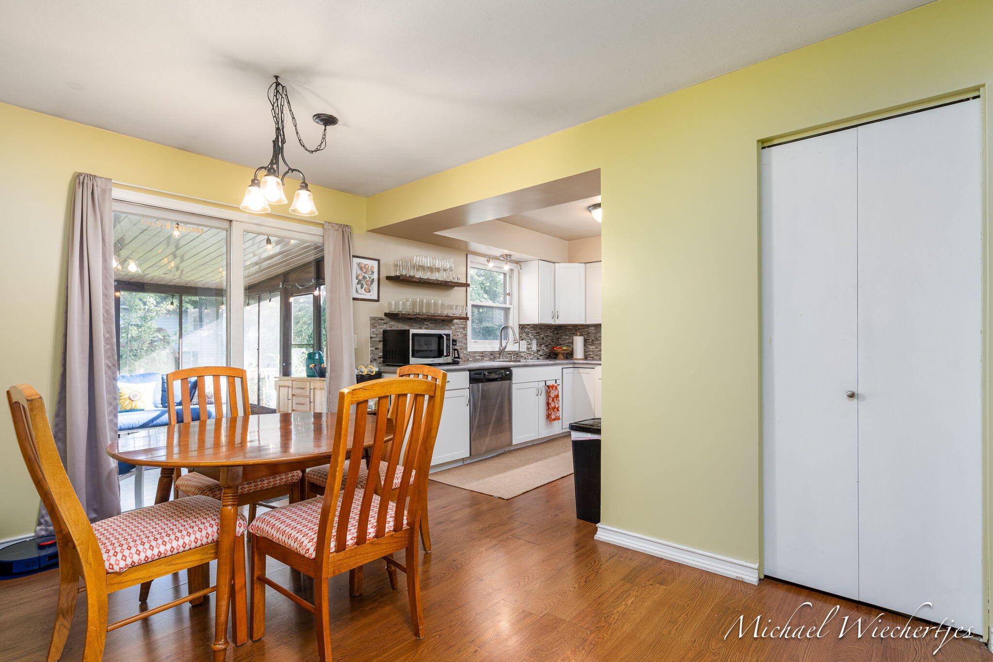 2665 Burton Street SE Grand Rapids MI 49546