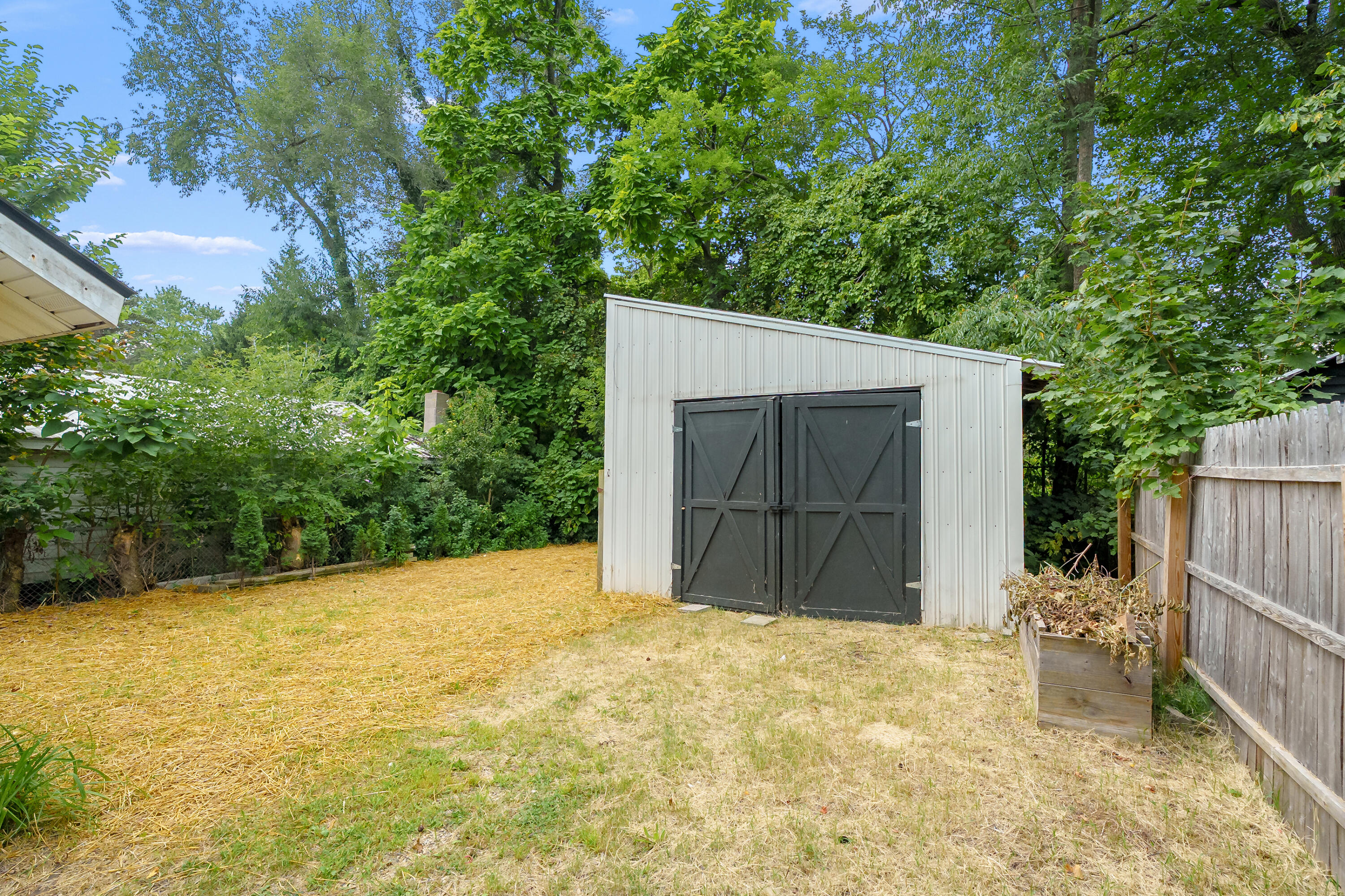801 Wallace Avenue Kalamazoo MI 49048