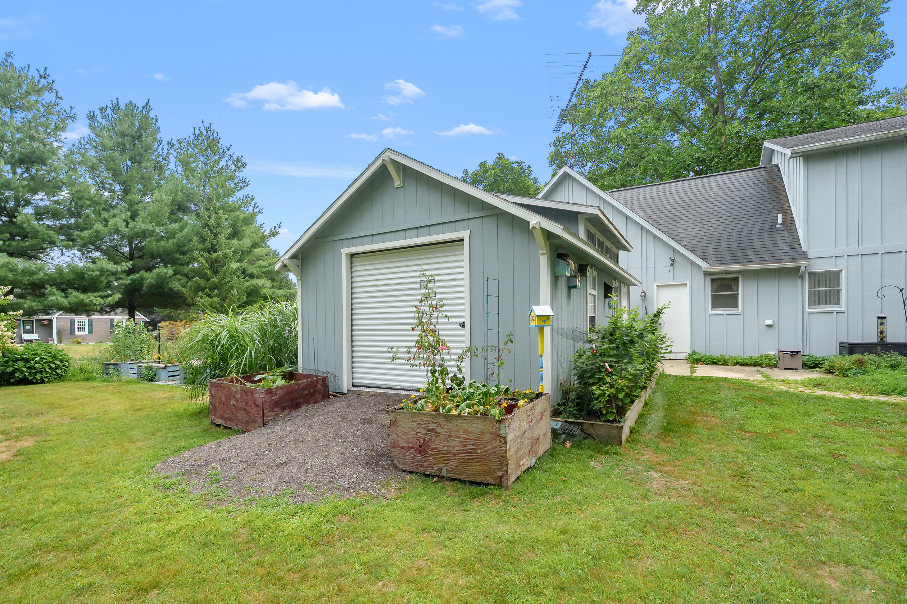 7534 Farmington Avenue Kalamazoo MI 49009