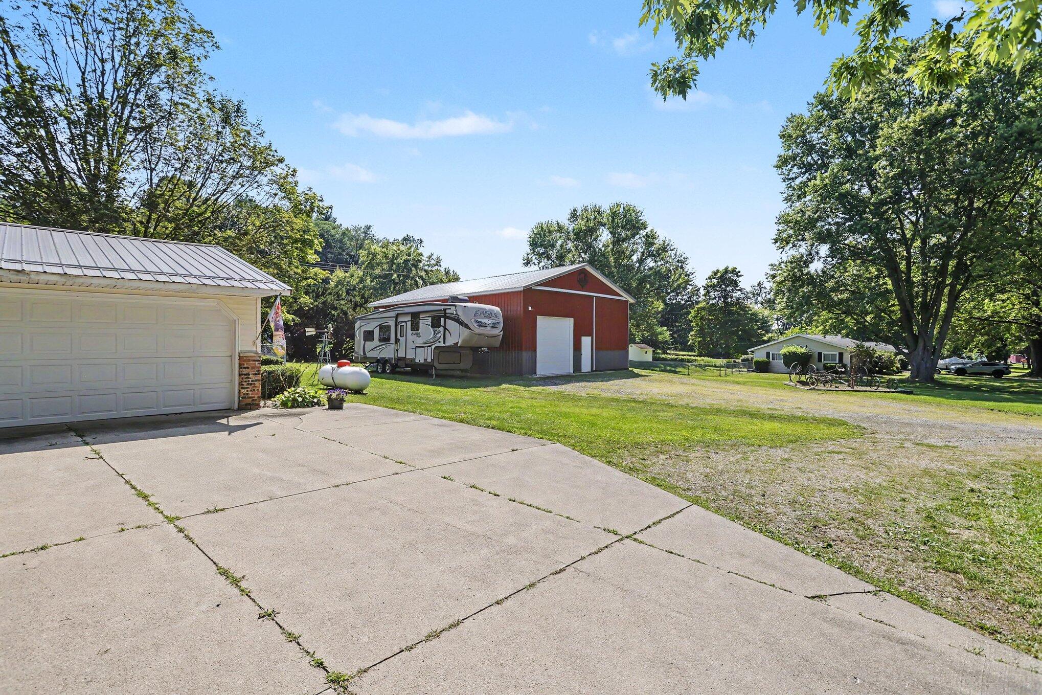 3124 Knight Drive Buchanan MI 49107