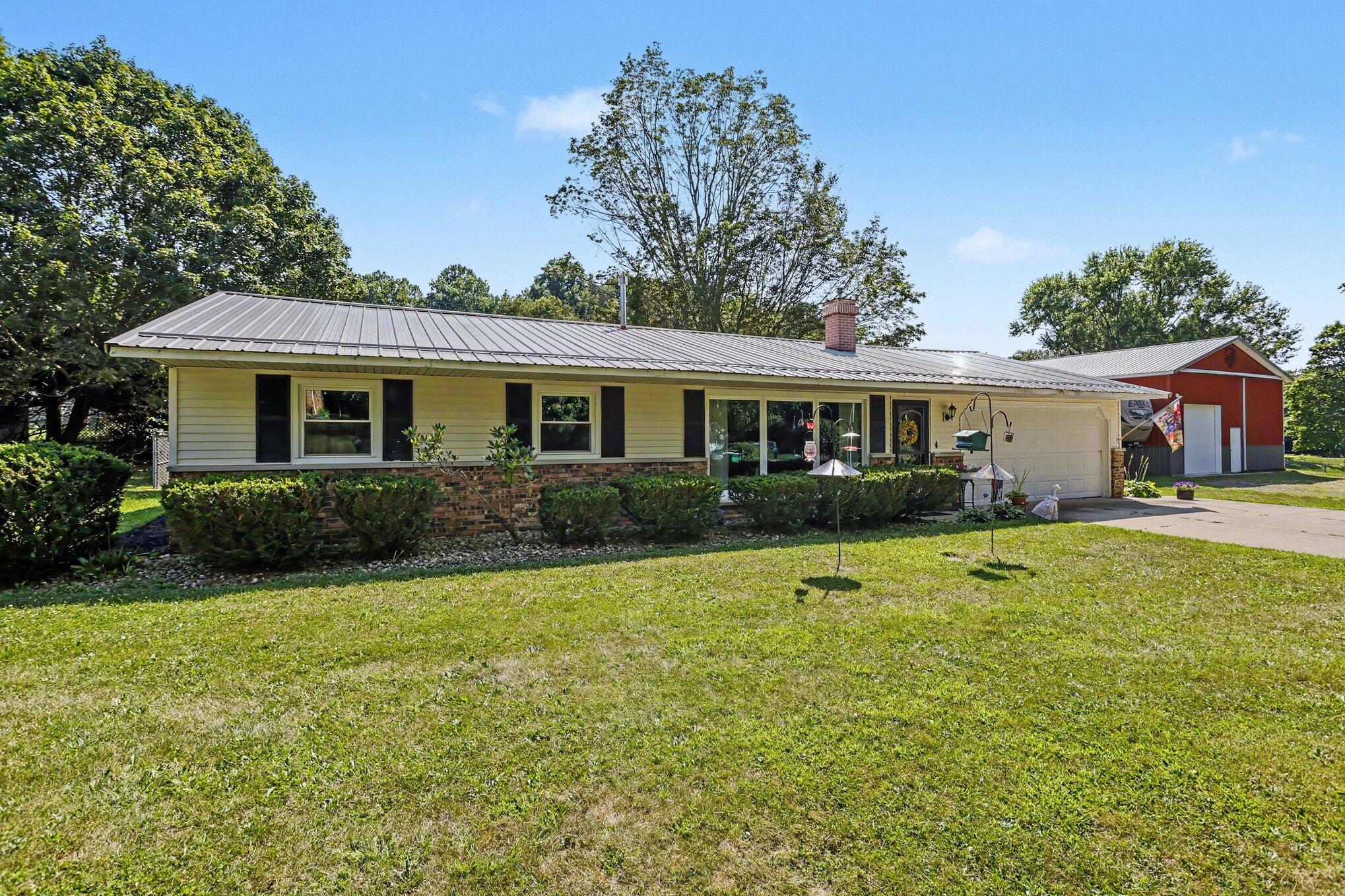 3124 Knight Drive Buchanan MI 49107