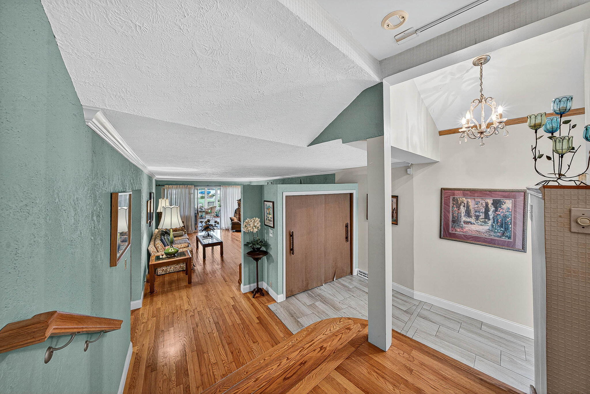 68800 S Shore Drive Edwardsburg MI 49112