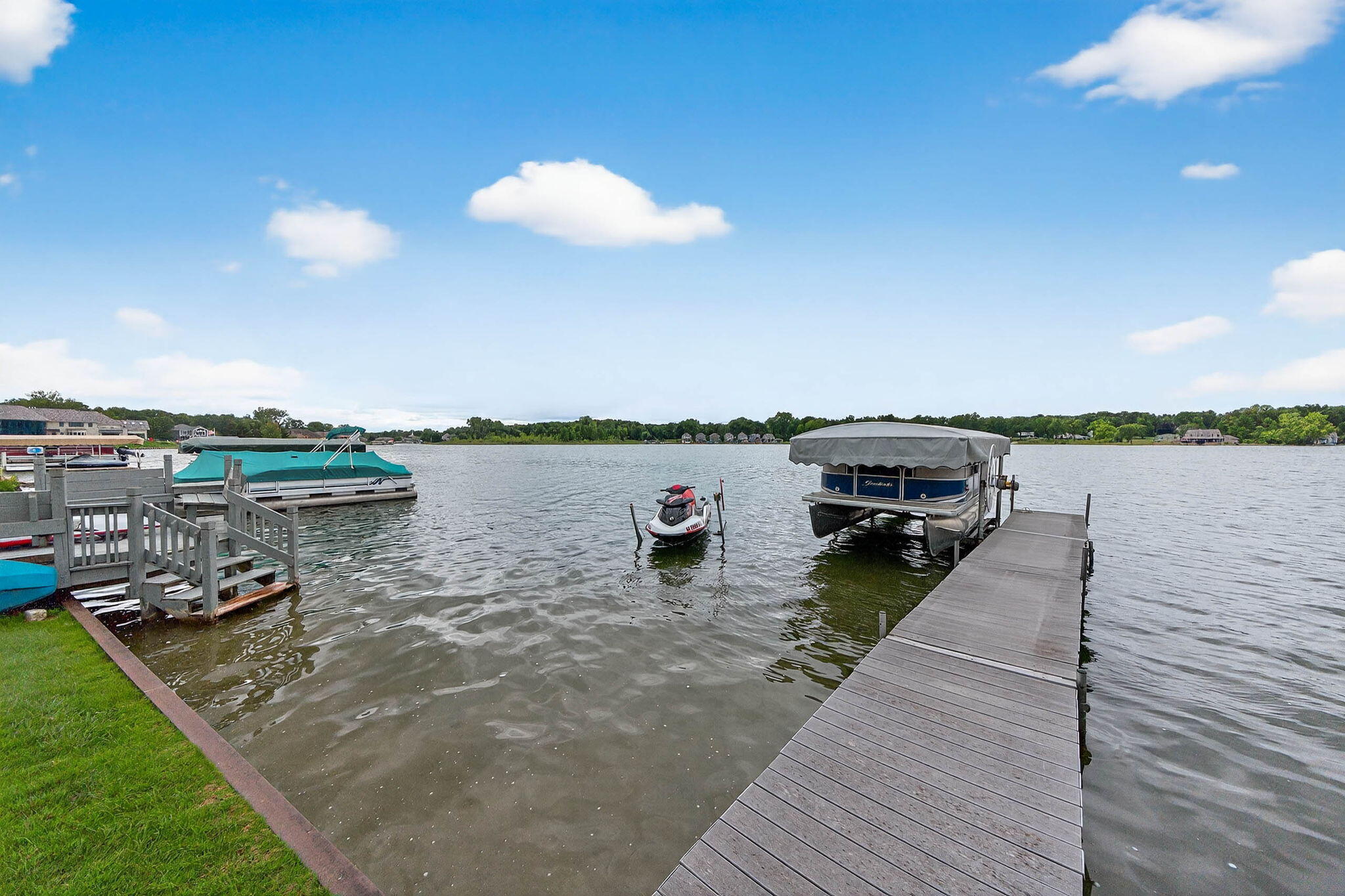 68800 S Shore Drive Edwardsburg MI 49112