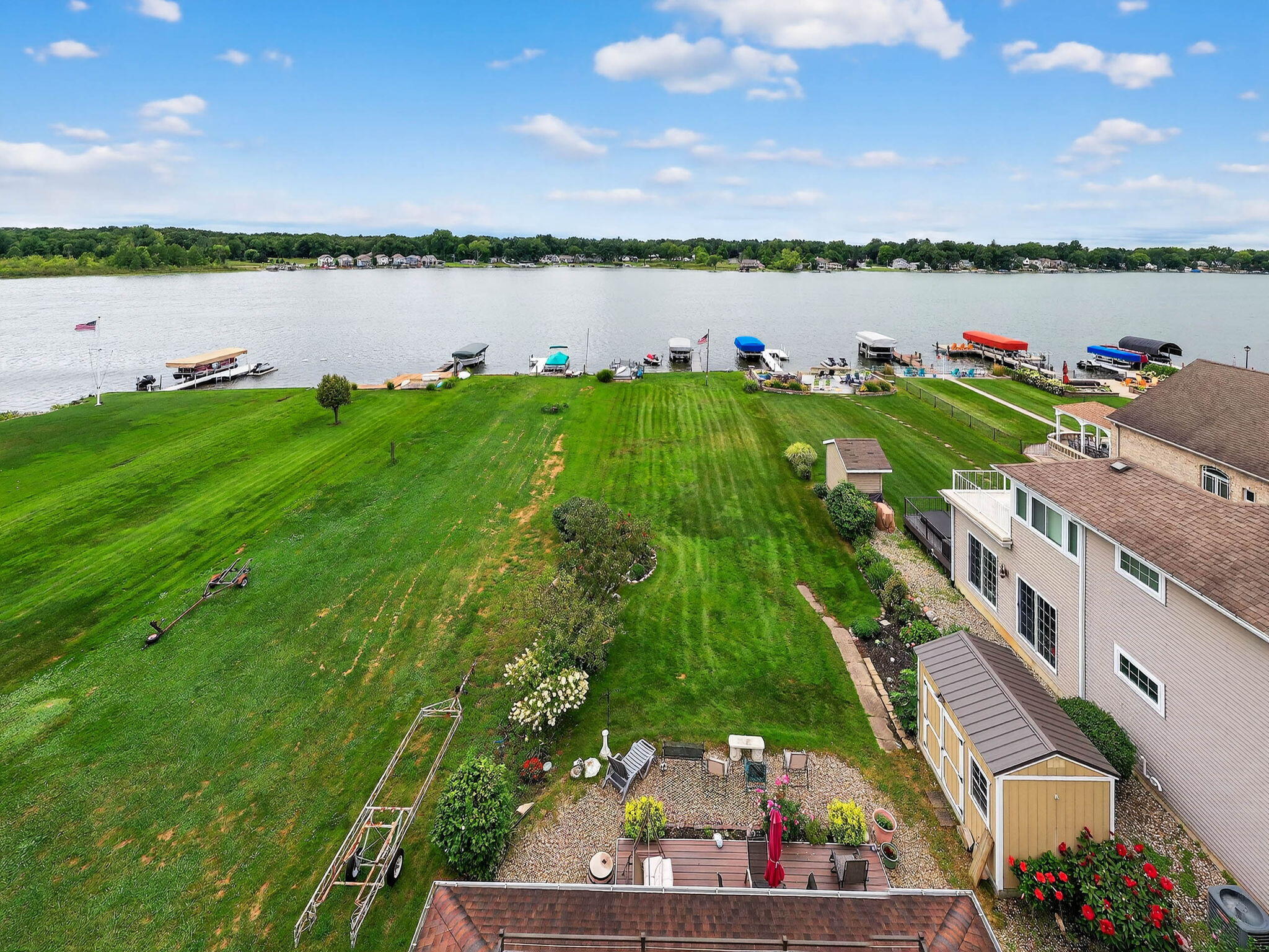 68800 S Shore Drive Edwardsburg MI 49112