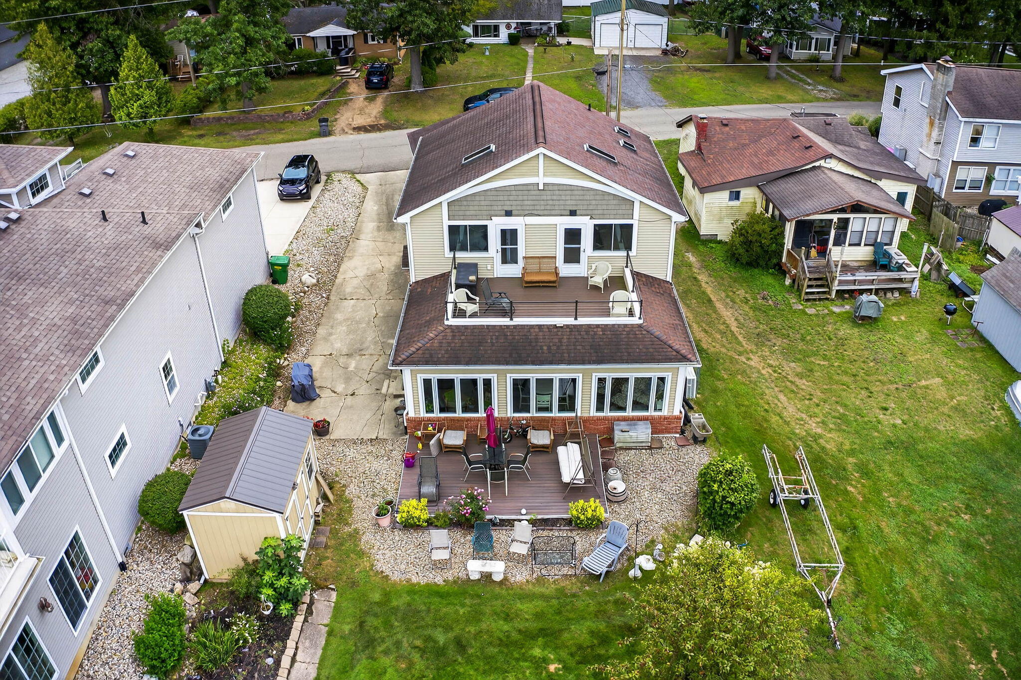 68800 S Shore Drive Edwardsburg MI 49112