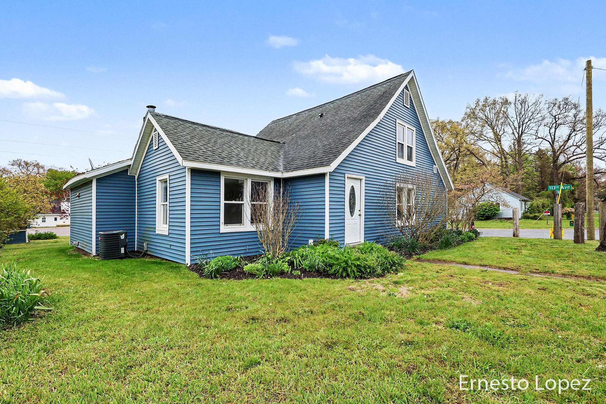1301 56th Street Fennville MI 49408