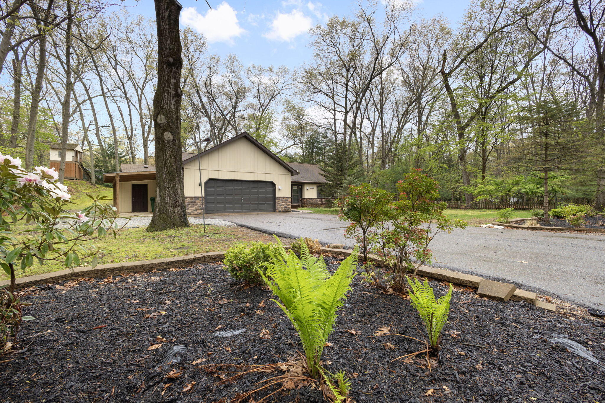 14458 Wolf Lane New Buffalo MI 49117
