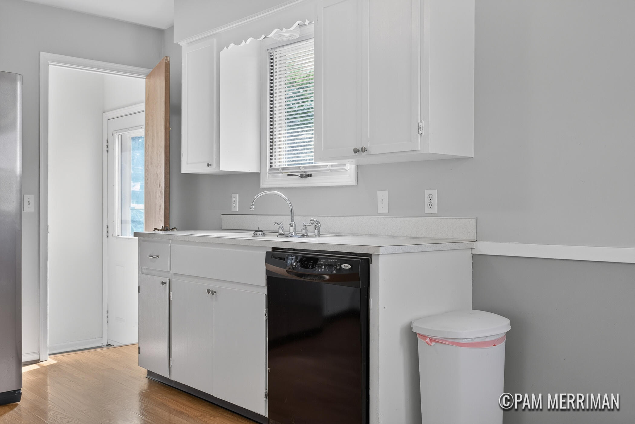 1735 Woodworth Street NE Grand Rapids MI 49525