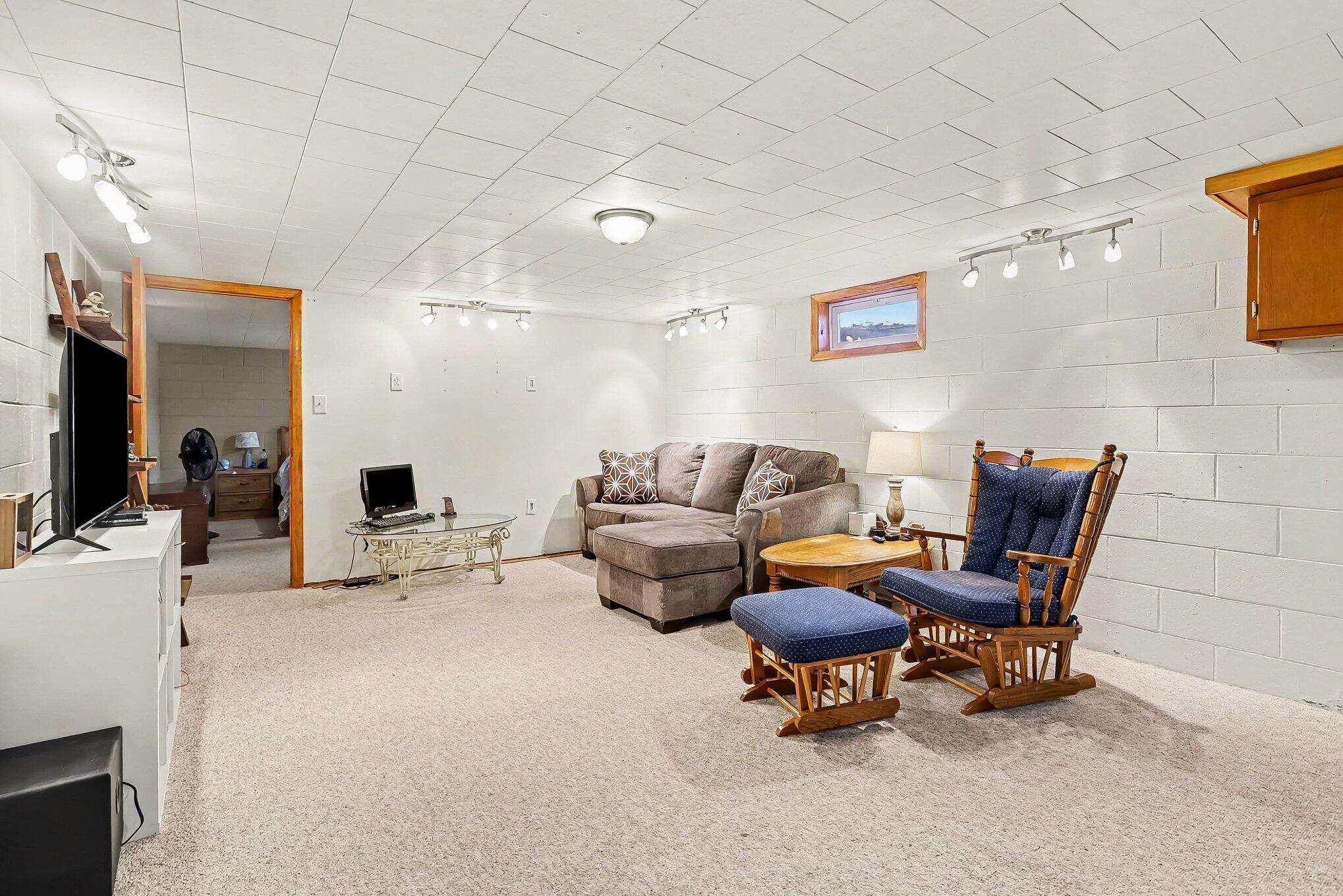 2112 Ogden Avenue Benton Harbor MI 49022