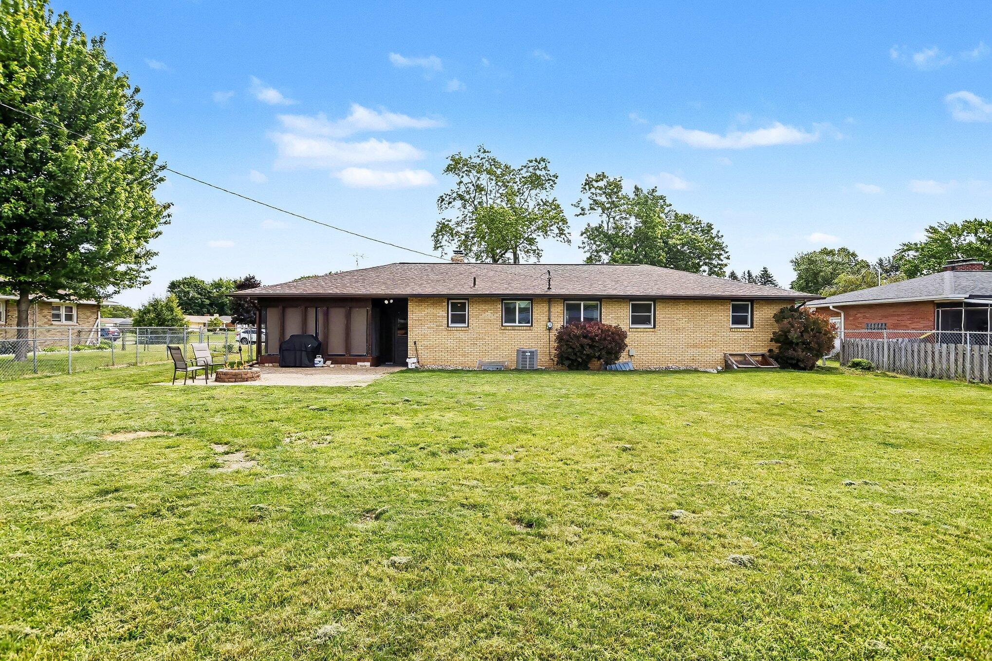 2112 Ogden Avenue Benton Harbor MI 49022