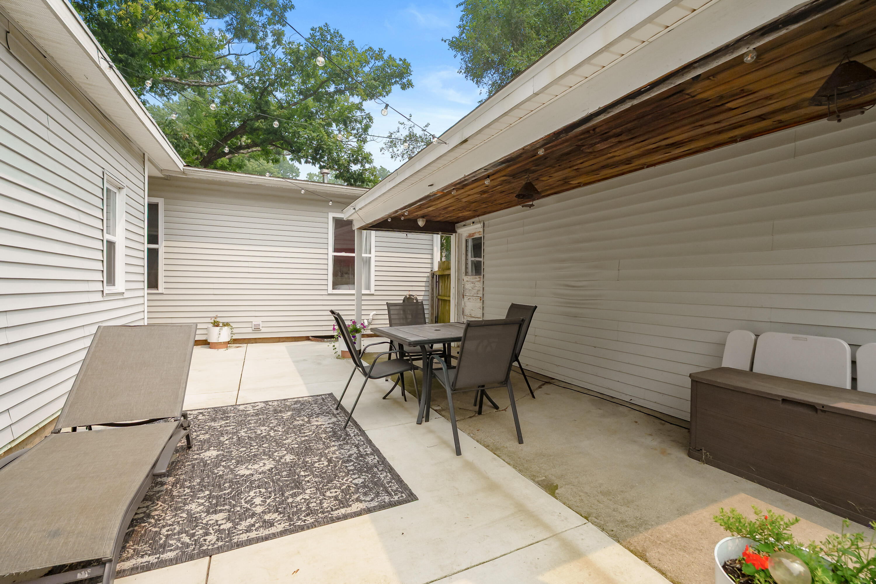 2505 Sonora Street Kalamazoo MI 49004