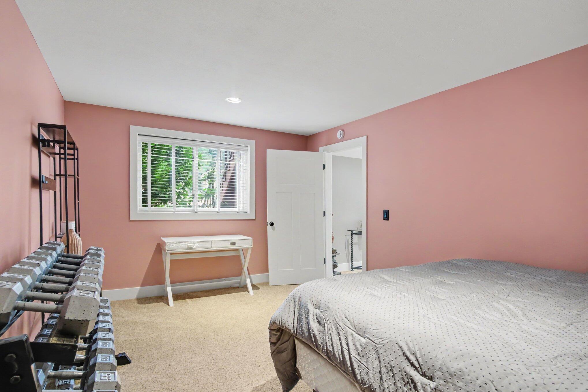 6892 Petersen Valley Drive NE Rockford MI 49341