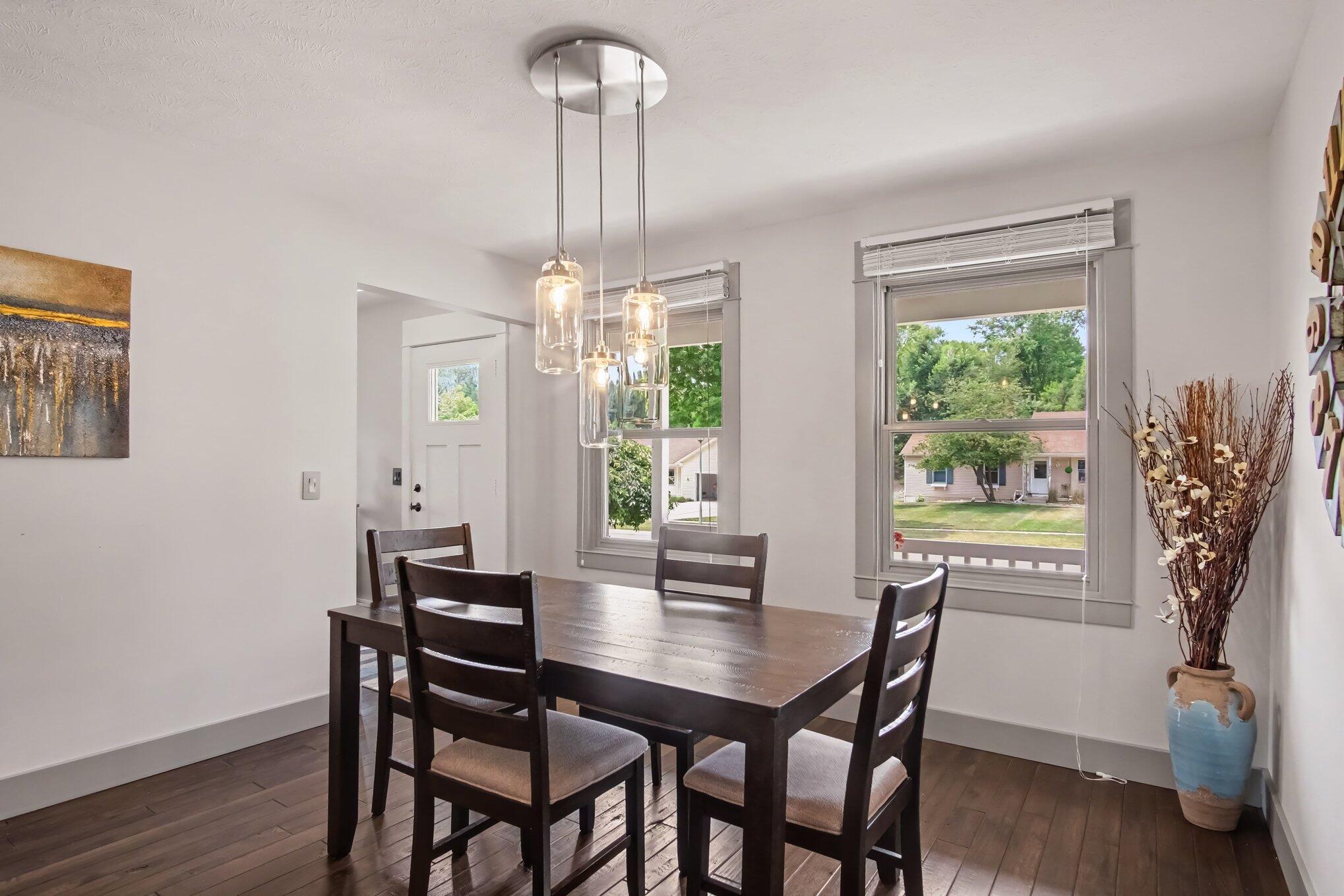 6892 Petersen Valley Drive NE Rockford MI 49341