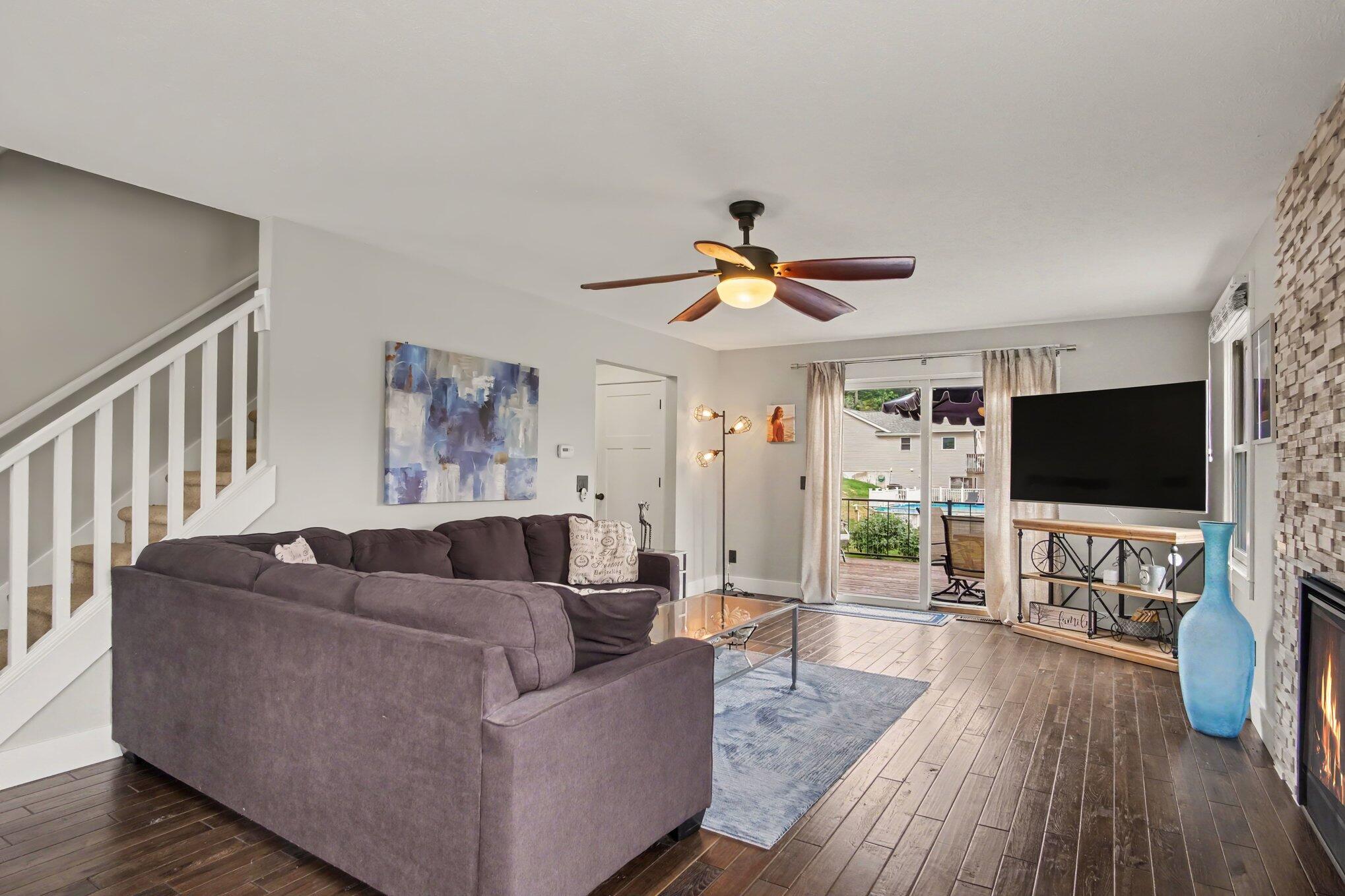 6892 Petersen Valley Drive NE Rockford MI 49341