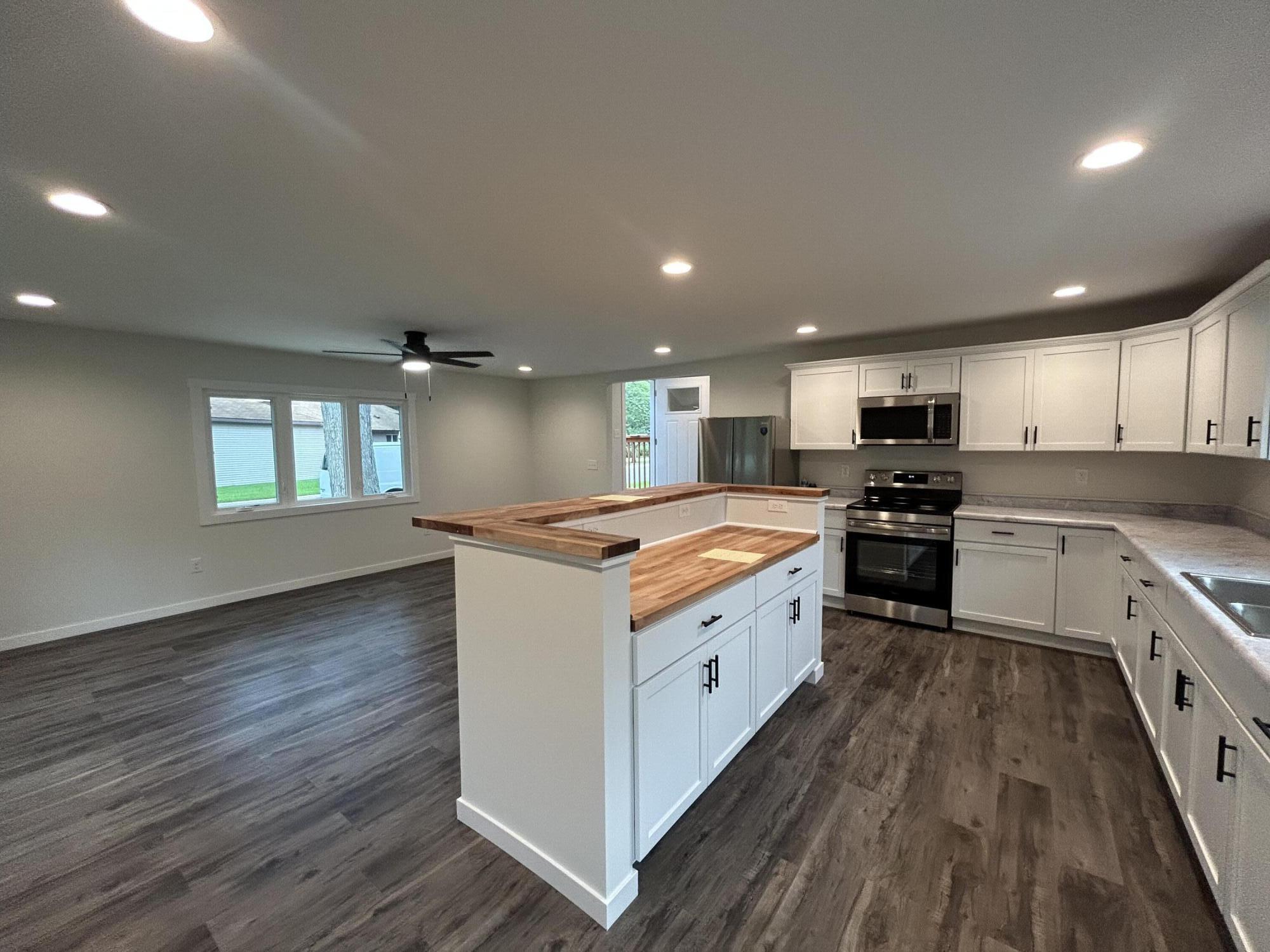 803 Enterprise Street Buchanan MI 49107