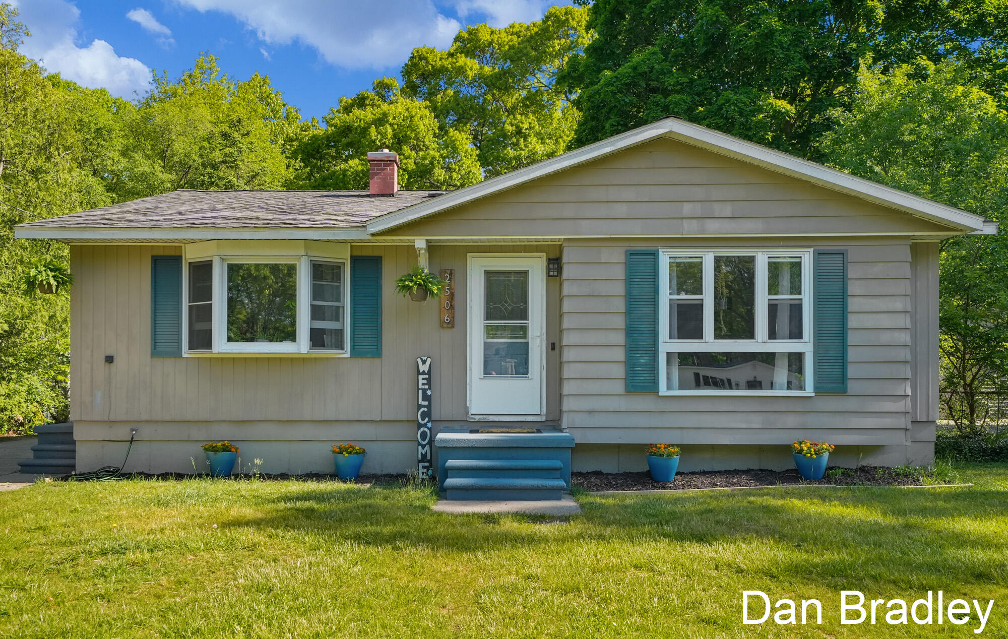 2506 James Avenue Muskegon MI 49442