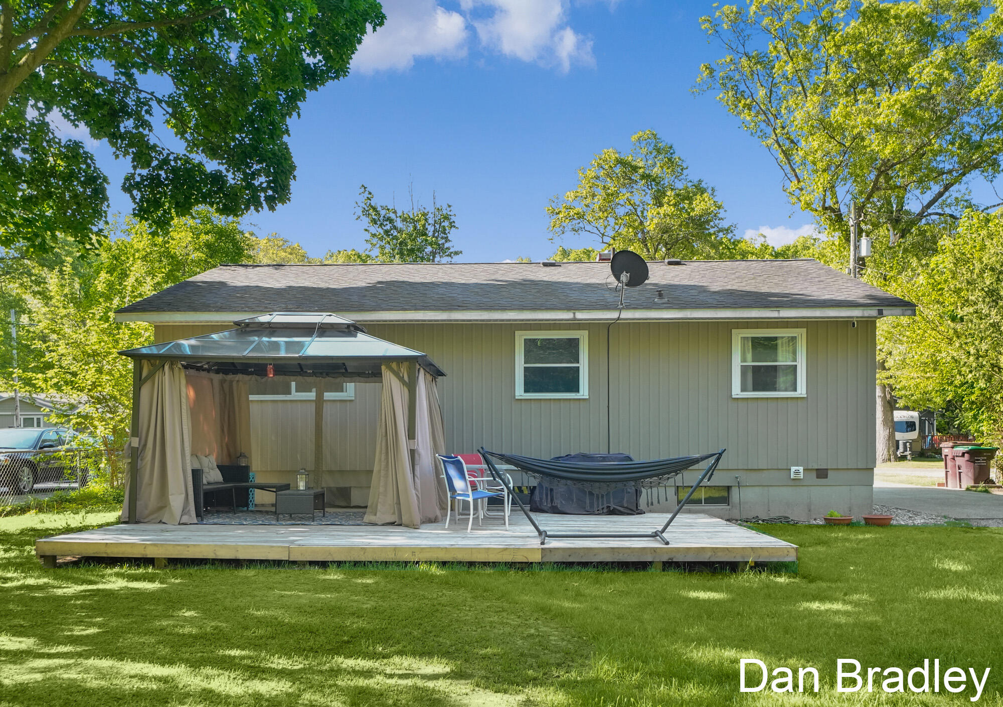 2506 James Avenue Muskegon MI 49442