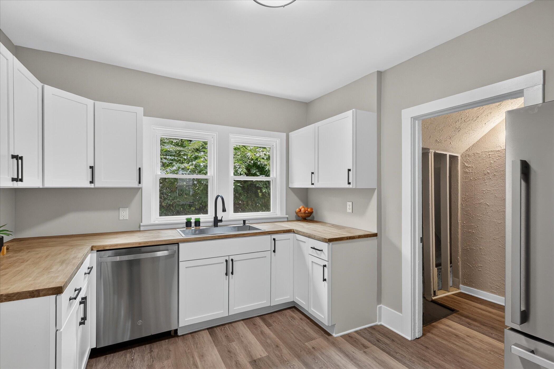 668 Alexander Street SE Grand Rapids MI 49507