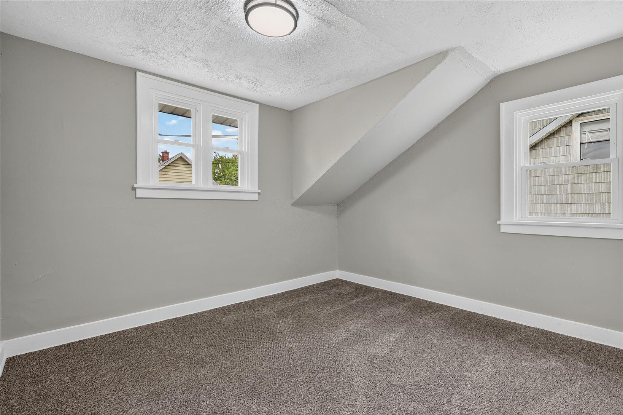 668 Alexander Street SE Grand Rapids MI 49507