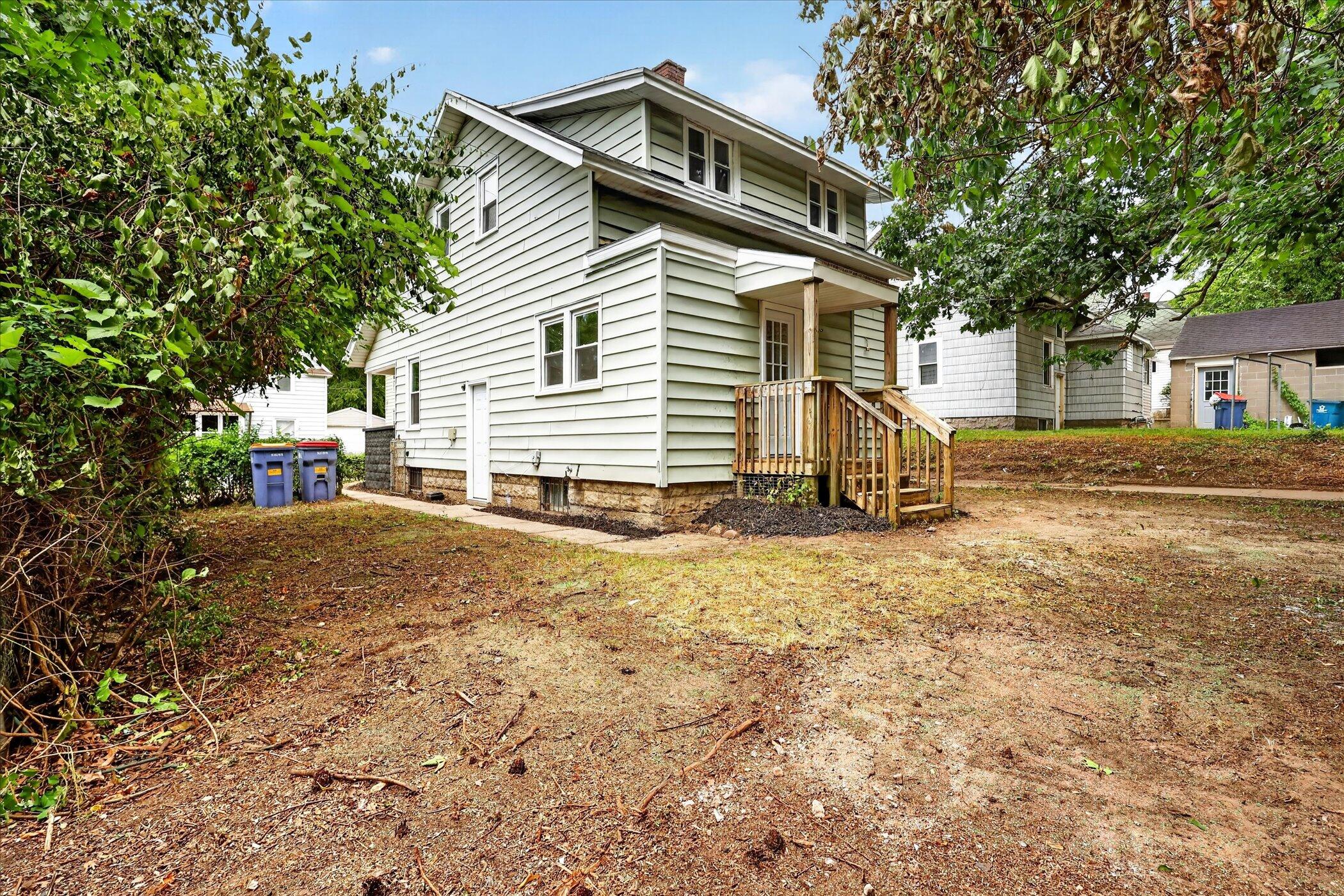 668 Alexander Street SE Grand Rapids MI 49507