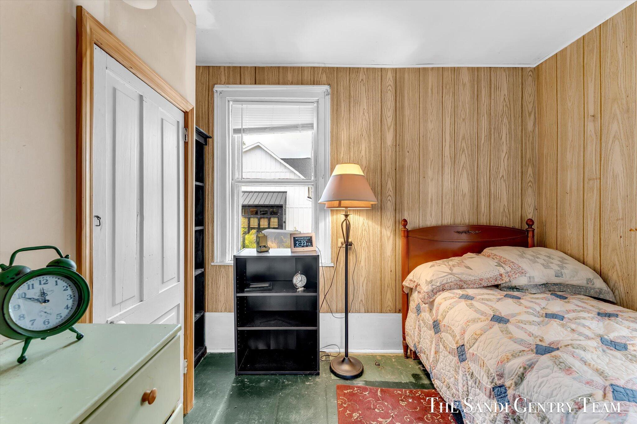 201 S 4th Street Grand Haven MI 49417