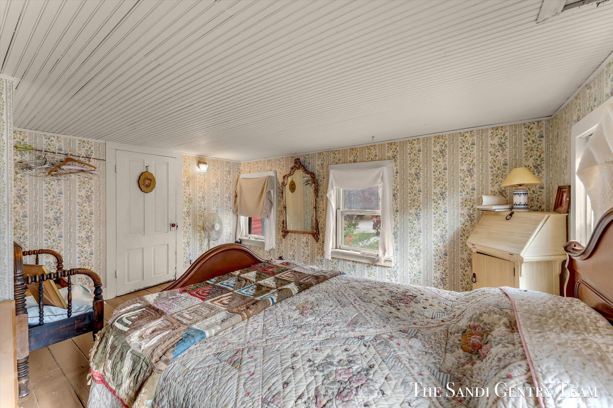 201 S 4th Street Grand Haven MI 49417