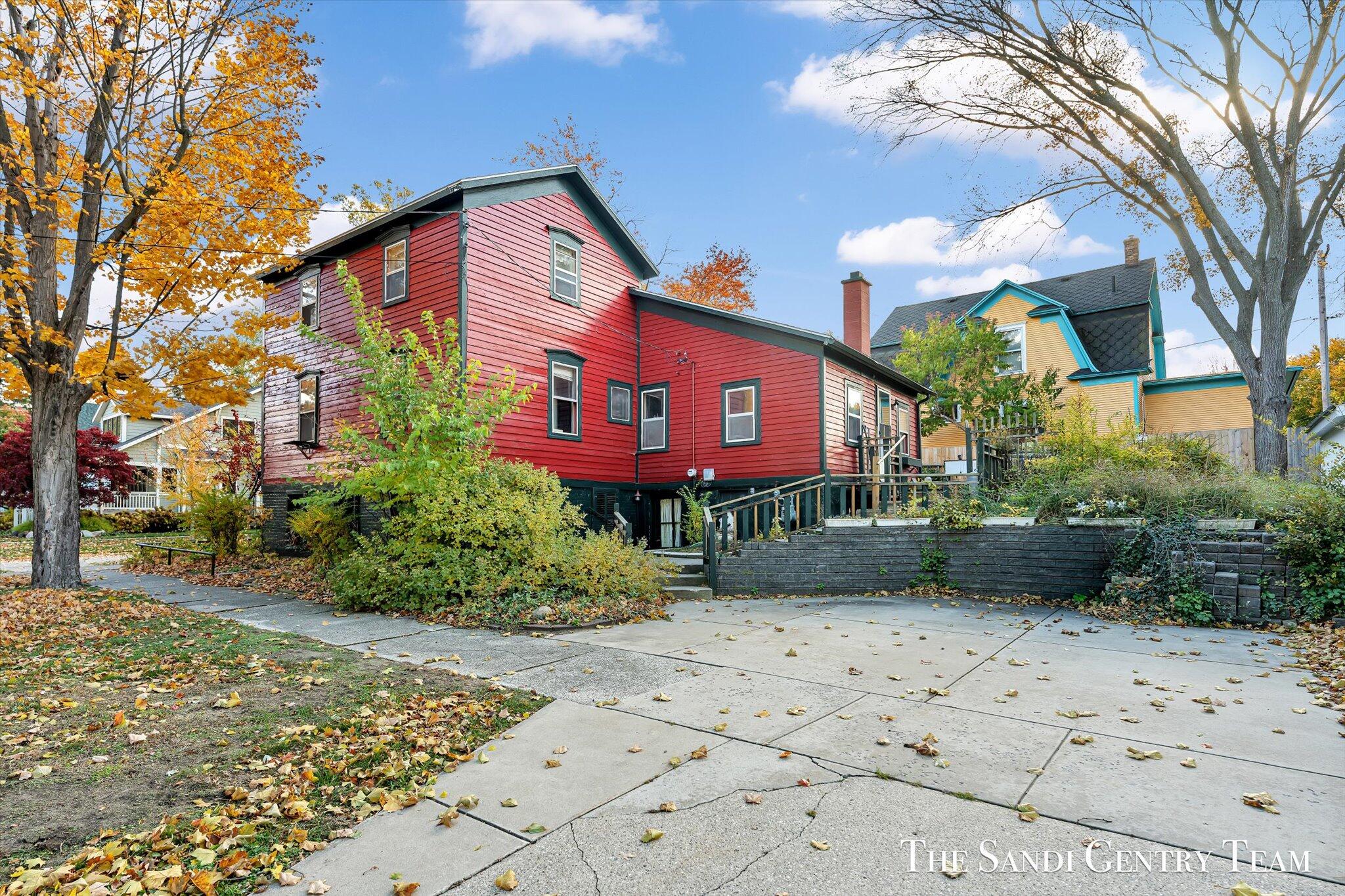 201 S 4th Street Grand Haven MI 49417