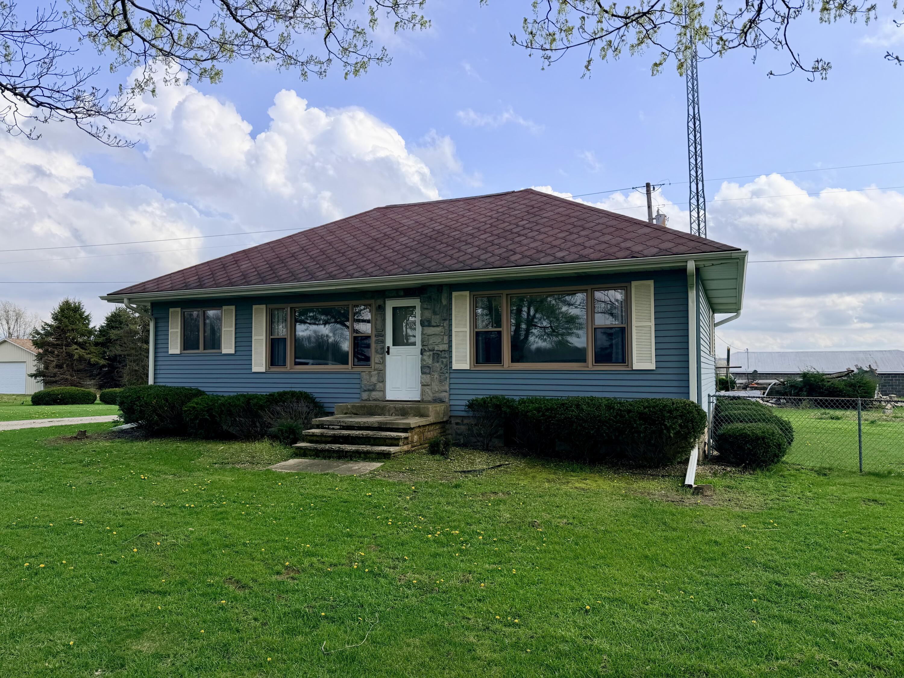 49145 92nd Avenue Decatur MI 49045